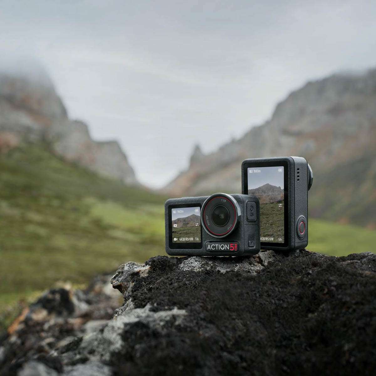 Camera DJI Osmo Action 5 Pro Adventure Combo