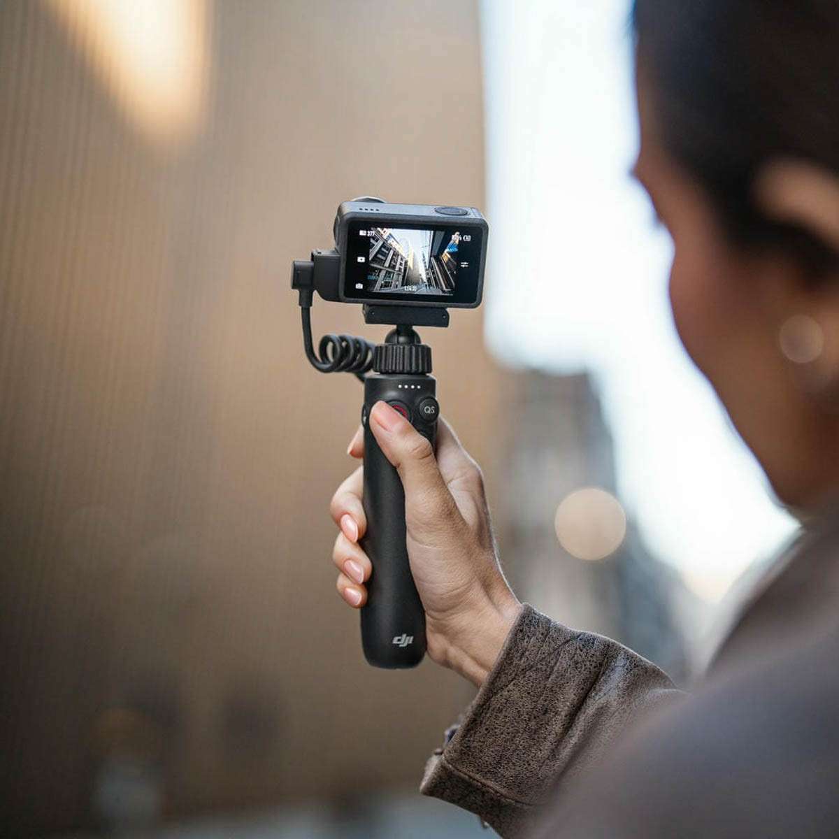Camera DJI Osmo Action 5 Pro Adventure Combo