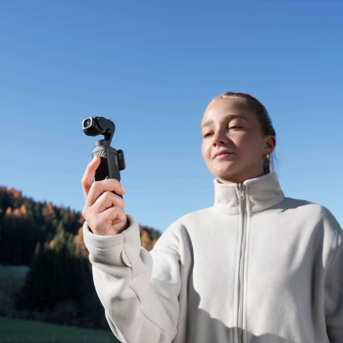 Camera DJI Osmo Pocket 4 Standard Combo