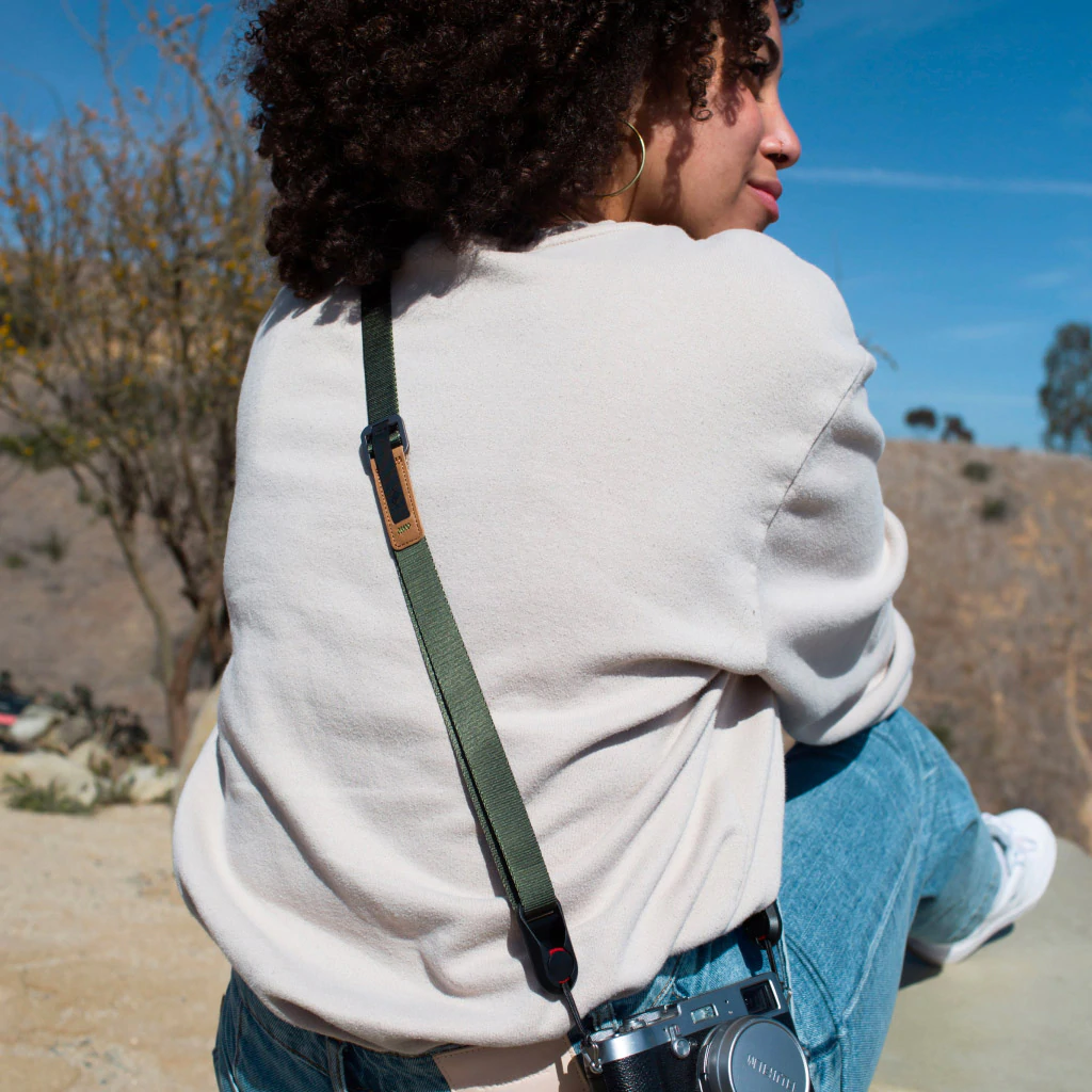 Dây đeo máy ảnh Peak Design Leash