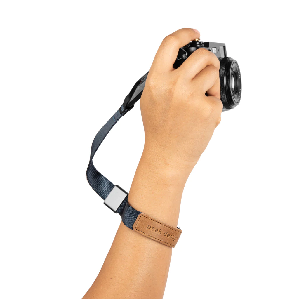 Dây đeo tay máy ảnh Peak Design Cuff