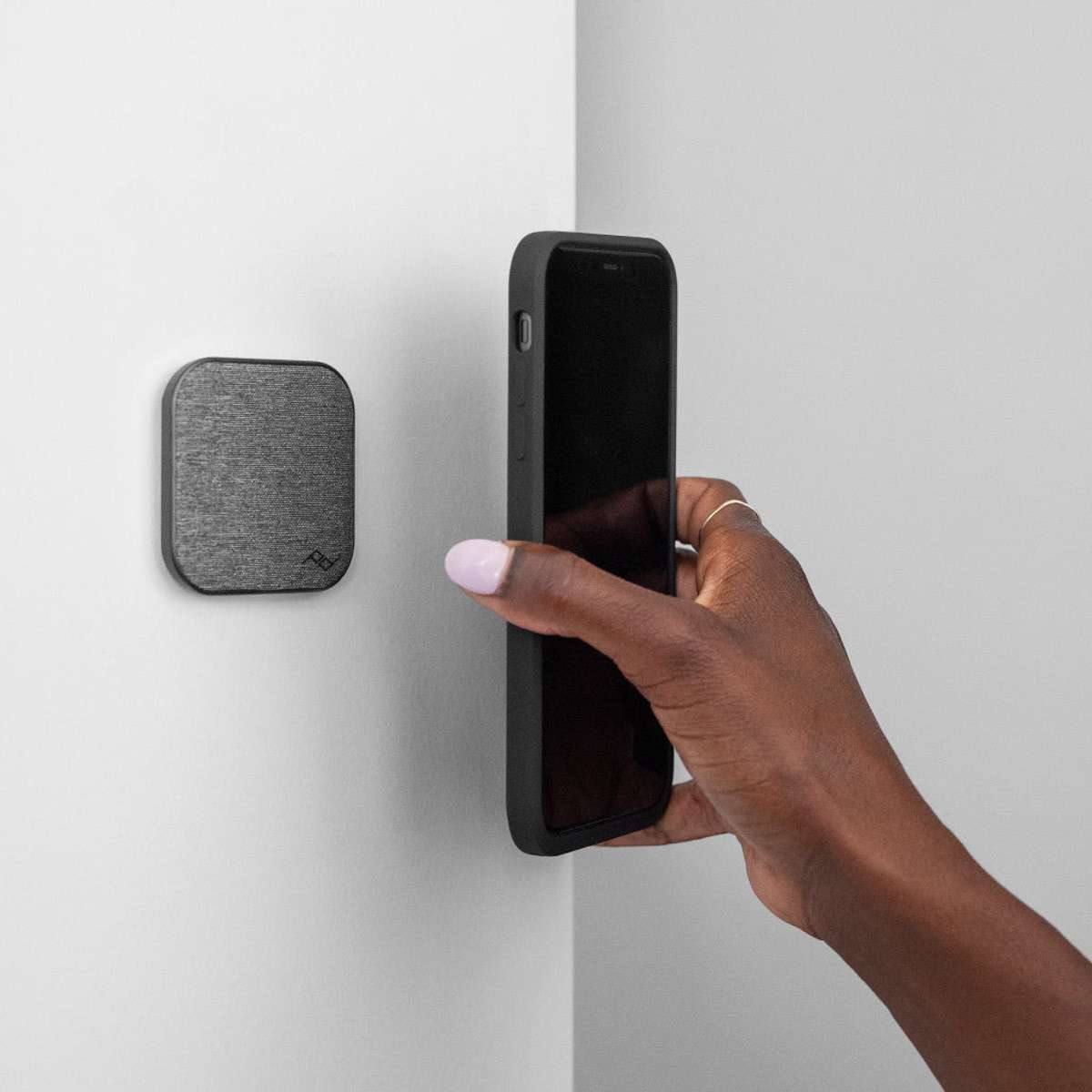 Ngàm dán Peak Design Mobile Wall Mount [PD-M-WM-AA]
