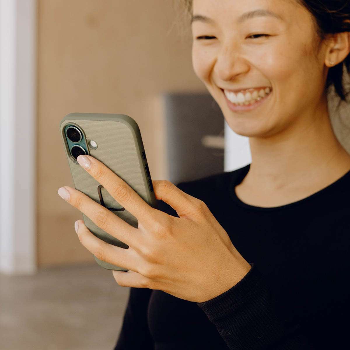 Ốp lưng iPhone 16 Peak Design Everyday [PD-M-MC-BS]