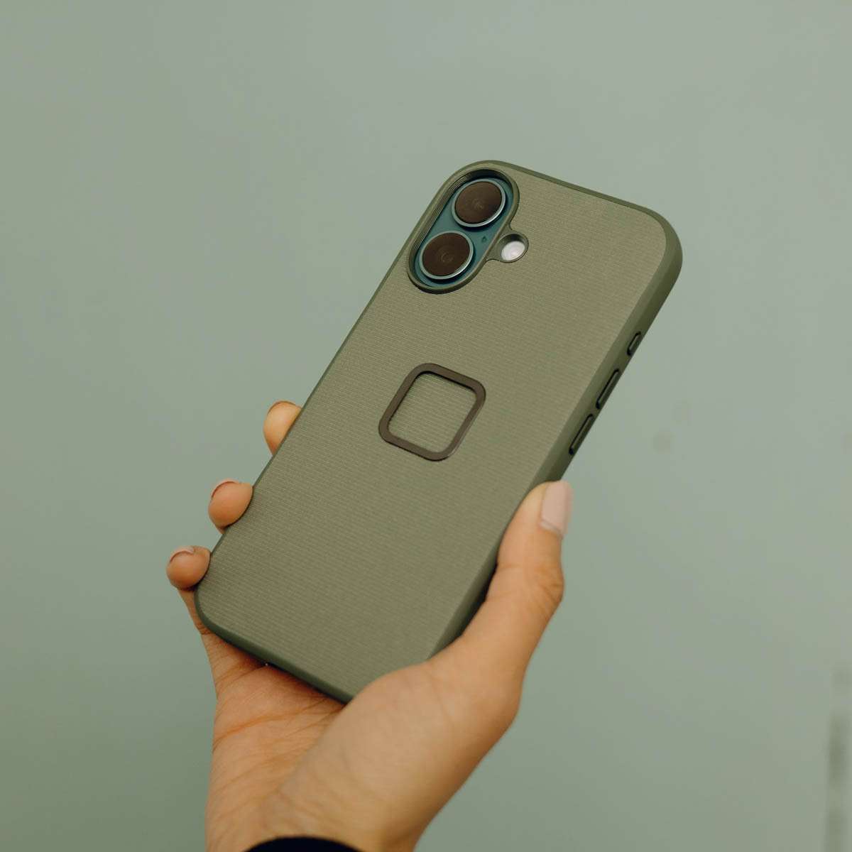 Ốp lưng iPhone 16 Peak Design Everyday [PD-M-MC-BS]