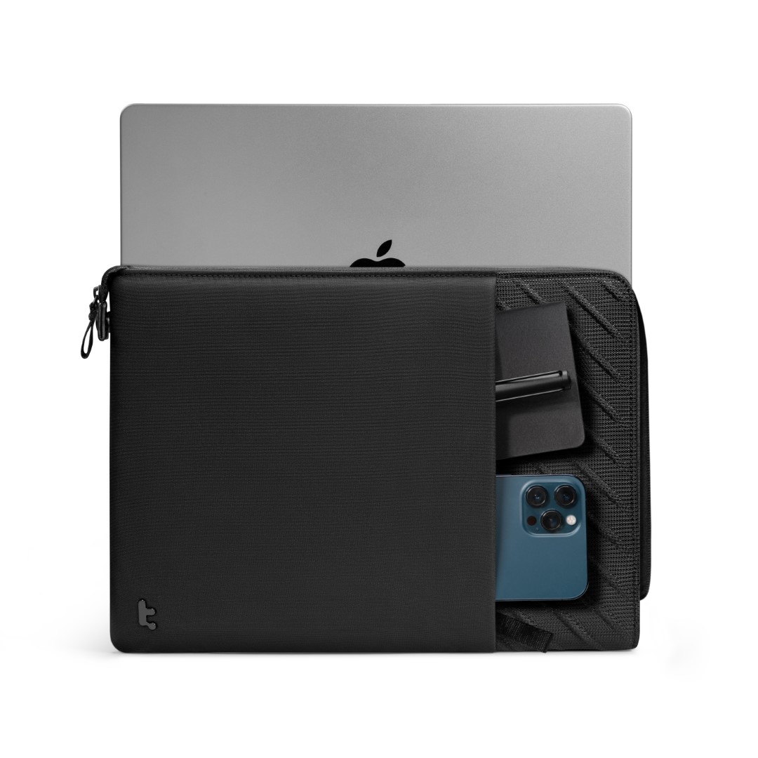 TÚI CHỐNG SỐC TOMTOC (USA) VOYAGE-A10 PREMIUM LAPTOP / MACBOOK 13″ BLACK – A10C2D1