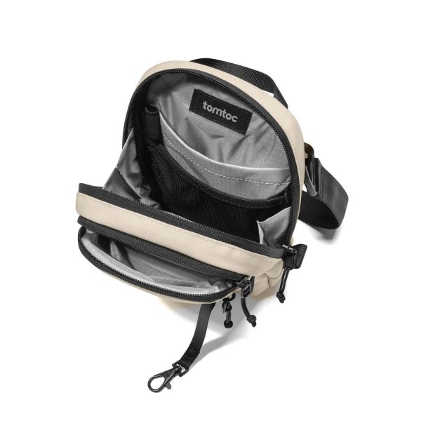 TÚI ĐEO CHÉO TOMTOC (USA) AVIATOR-T37 TRAVEL CROSSBODY – T37S1