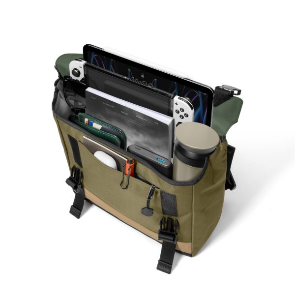TÚI ĐEO CHÉO TOMTOC (USA) SLASH-T27 SHOULDER BAG