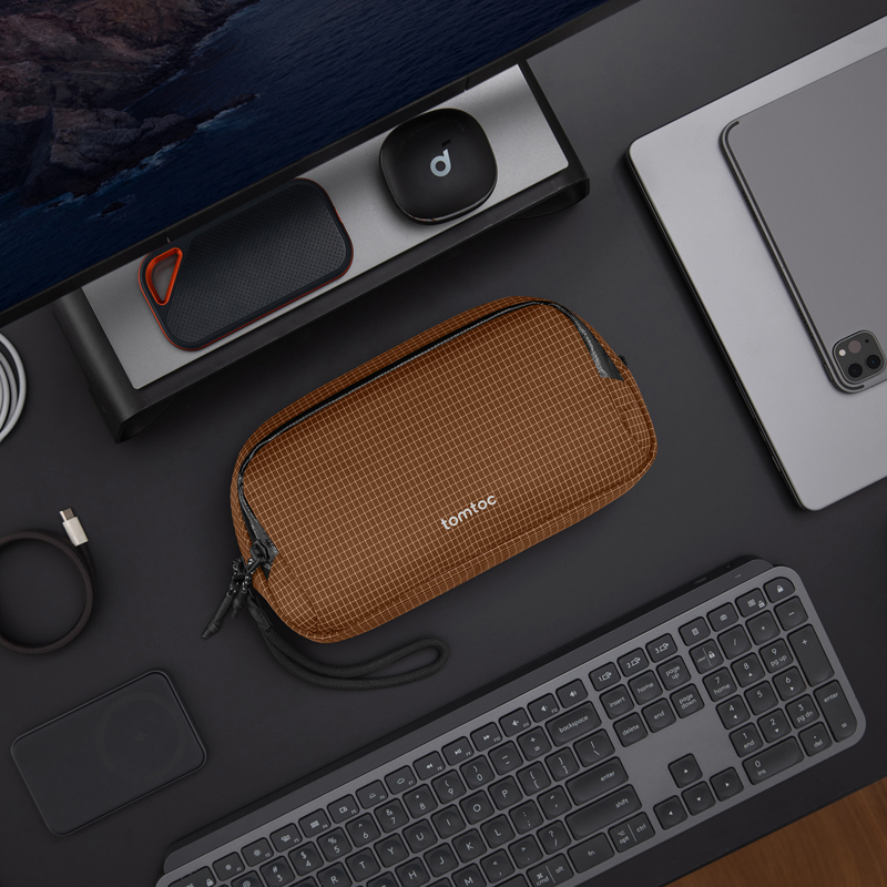 Túi Đựng Phụ Kiện Tomtoc (Usa) Premium Light-T12 Tech Organizer – T12