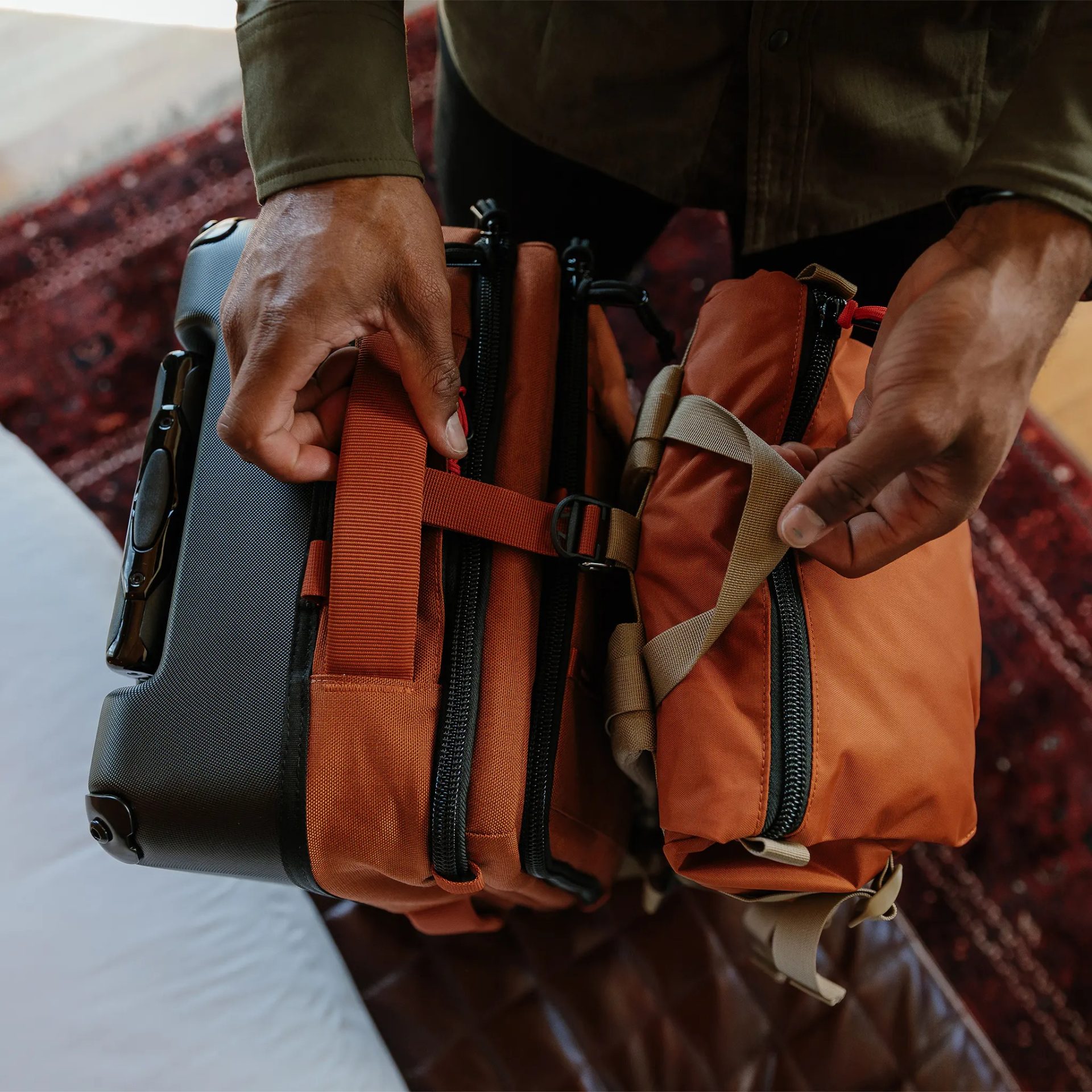 Vali hành lý TOPO DESIGNS (Corolado, USA) Global Travel Bag Roller – 39840
