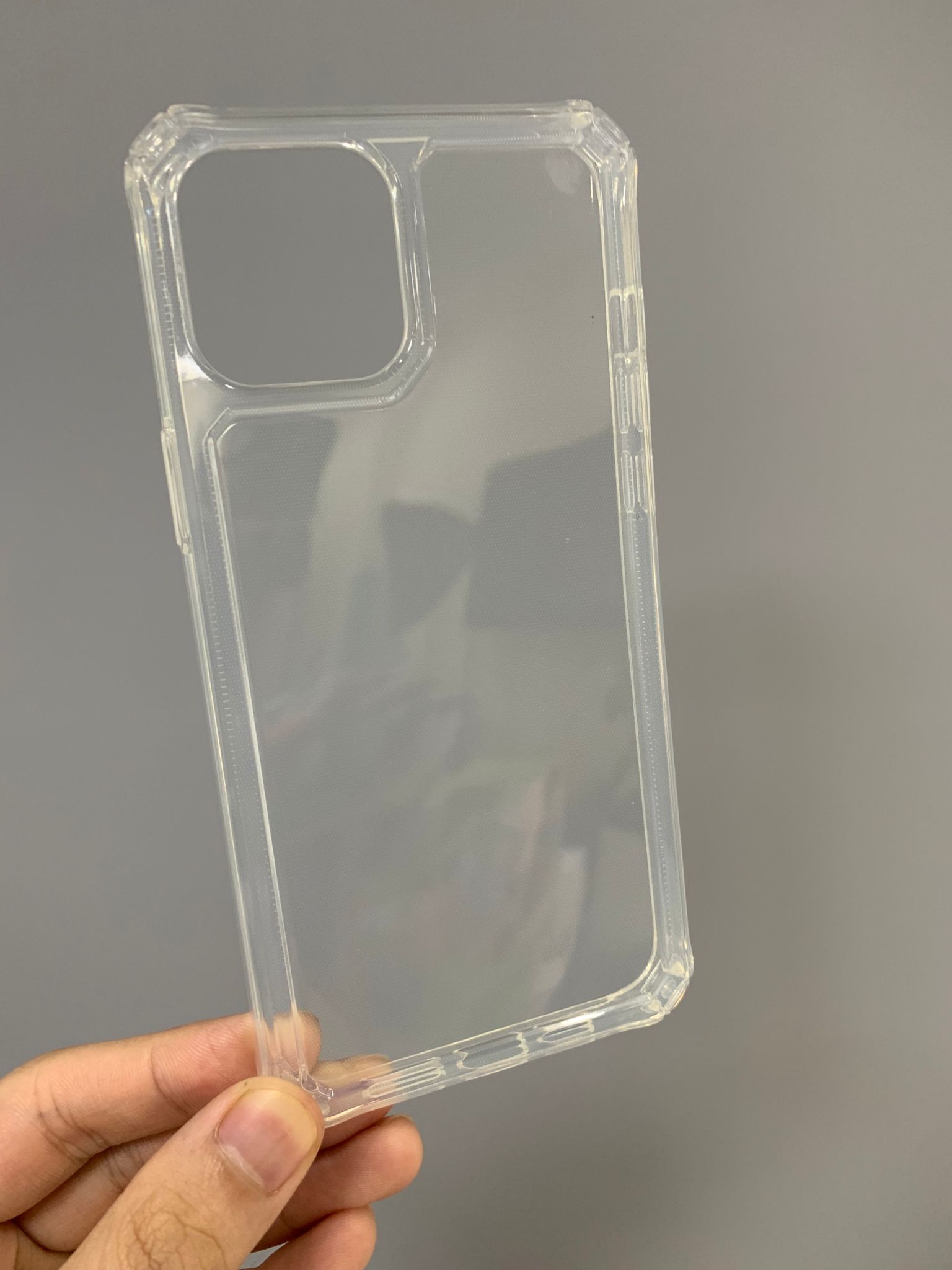 Ốp TPU trong suốt chống sốc dày 2.0mm