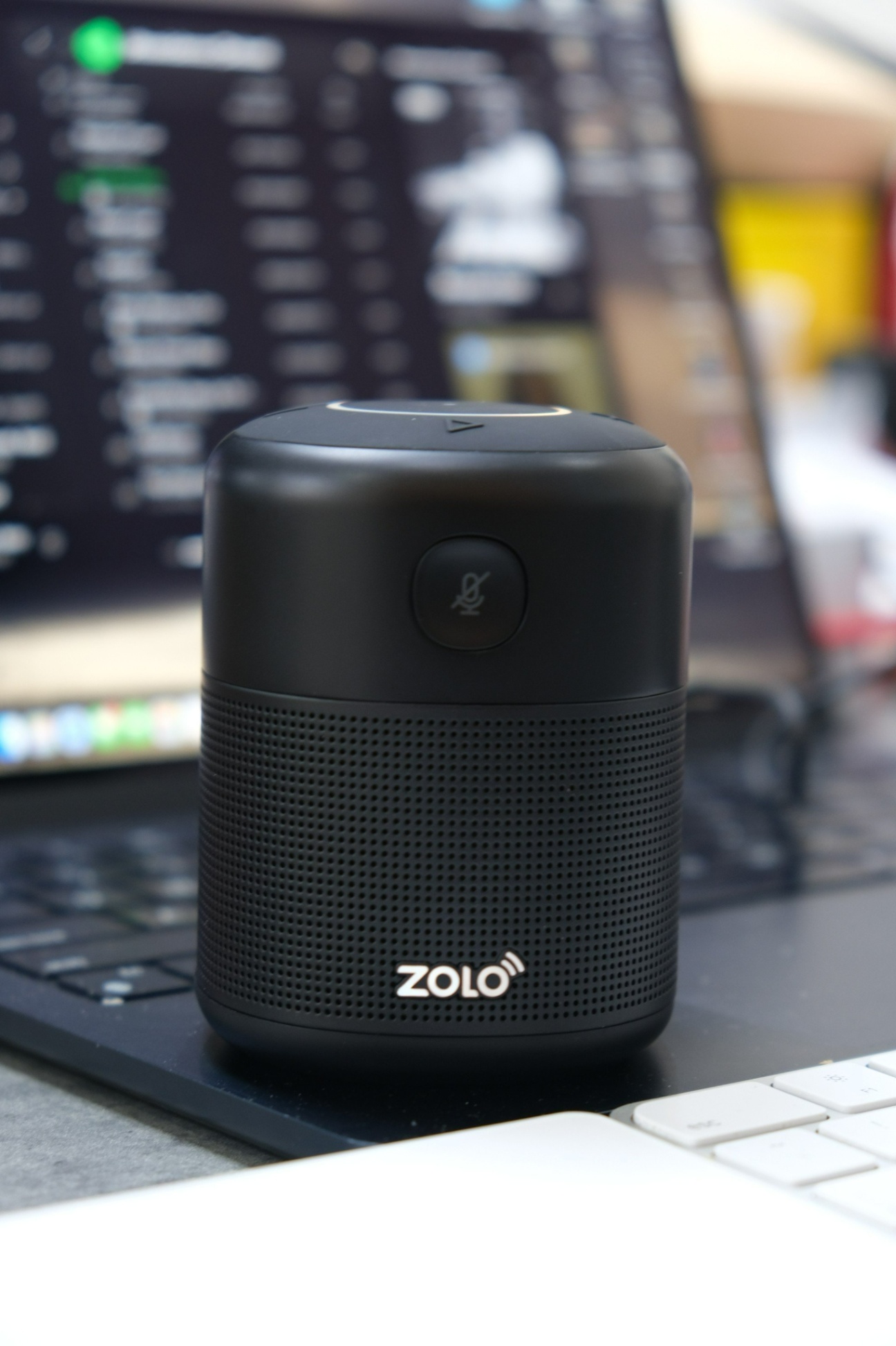 Anker zolo hot sale halo