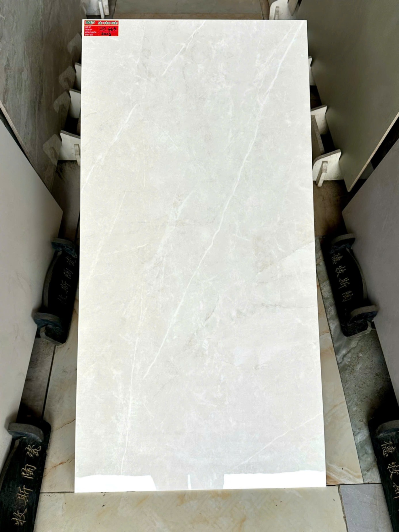 Gạch đá bóng kính 60x120cm - 20. 669