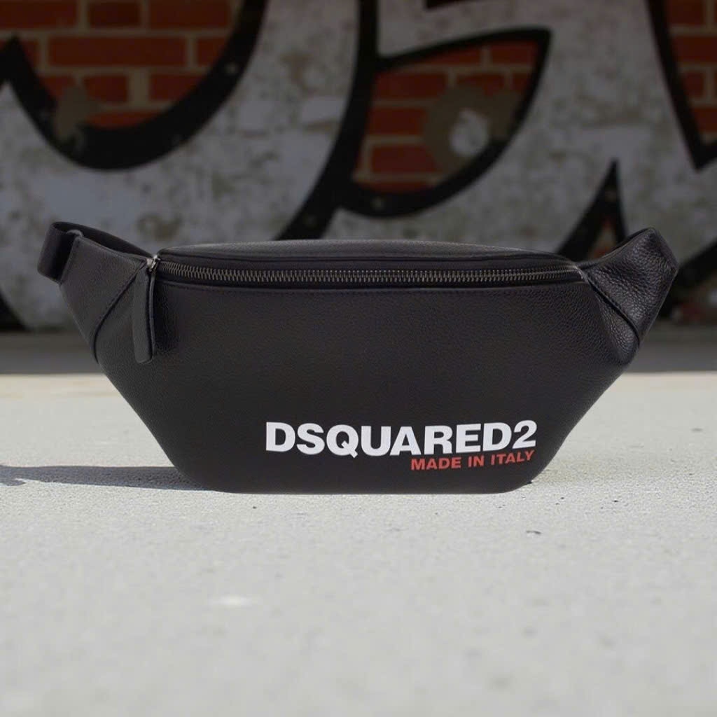 BELT BAG DSQUARED2 ĐEN CHỮ DẬP VÂN BBM0062 25103888-2124