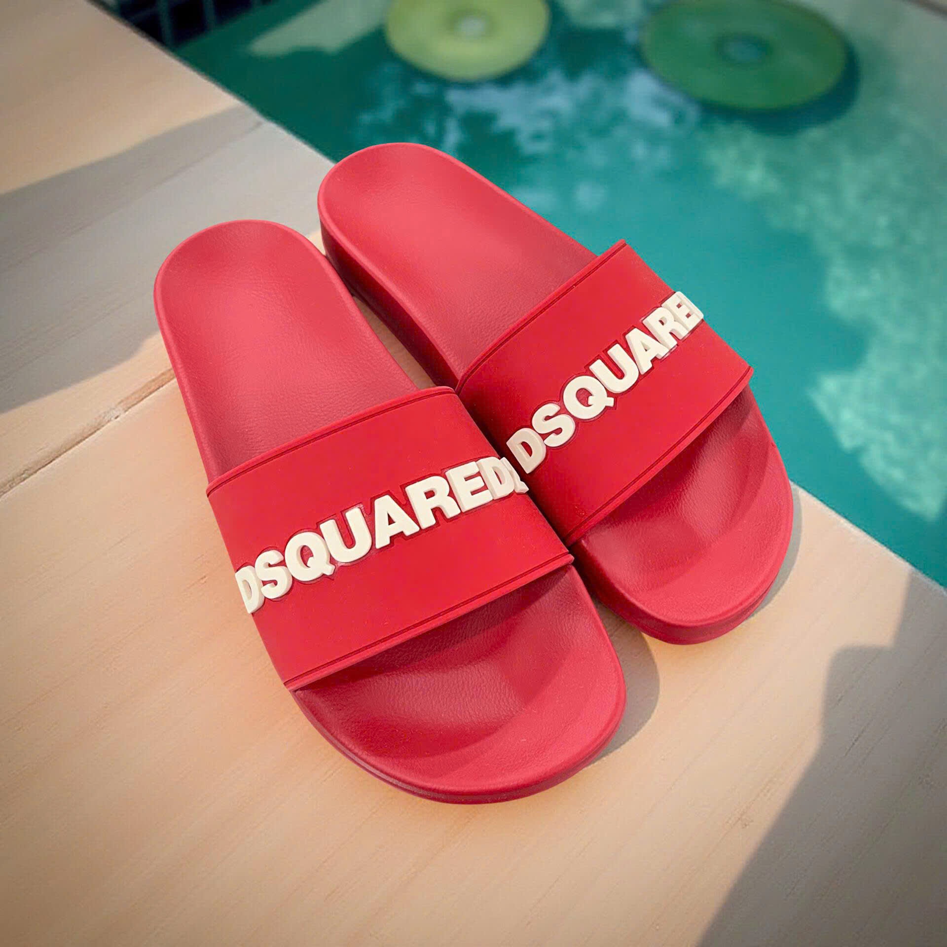 DÉP DSQUARED2 ĐỎ CHỮ TRẮNG FFM0023 17203516 4065