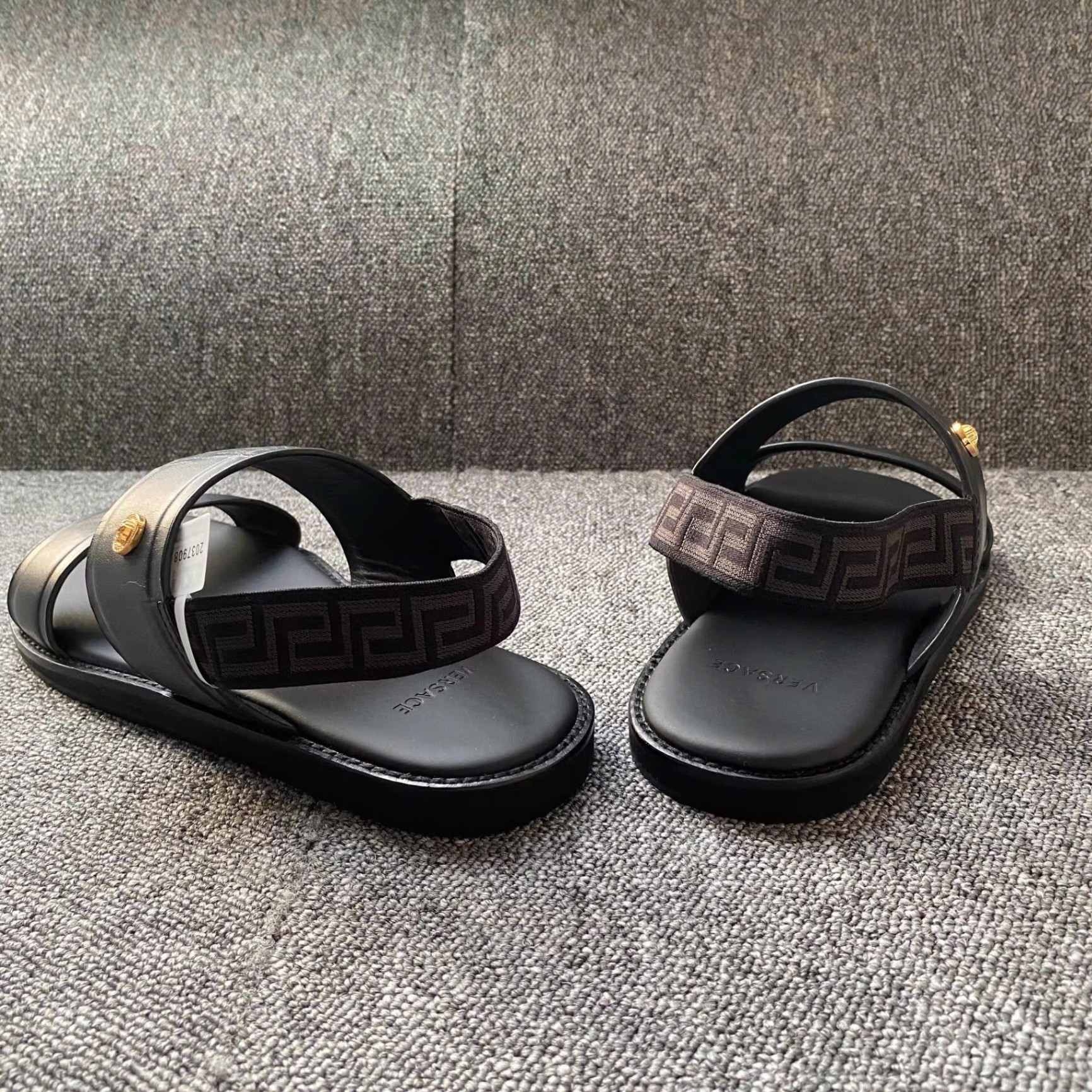SANDAL VERSACE ĐEN MEDUSA VÀNG DSU7870S D4VFS