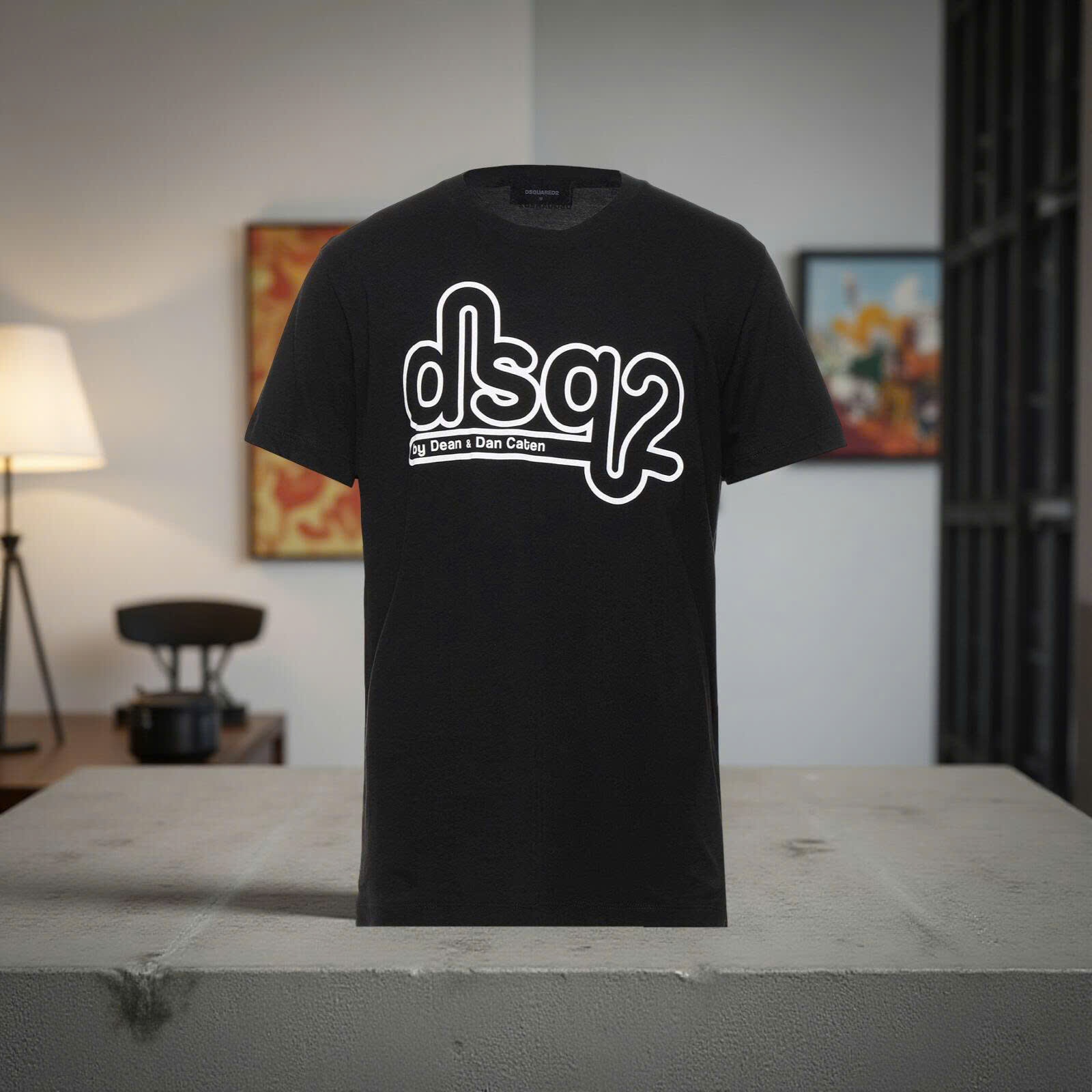 ÁO PHÔNG DSQUARED2 ĐEN CHỮ TRẮNG S74GD0872 S21600 900