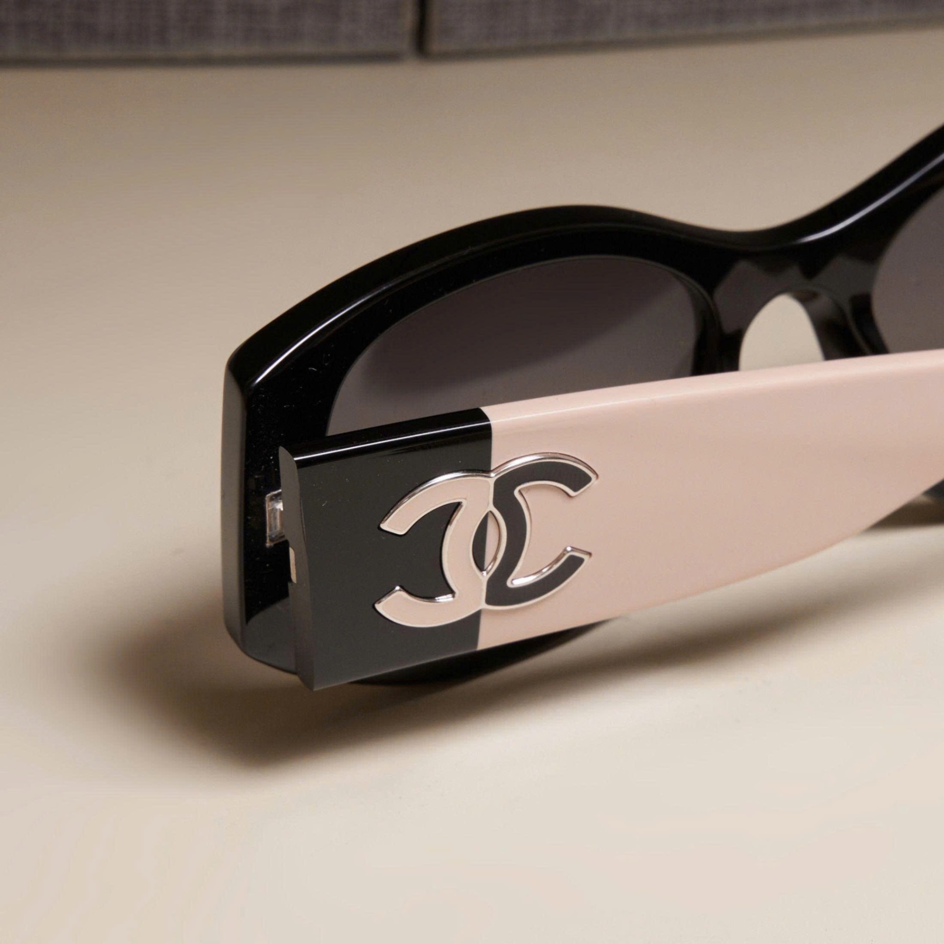 KÍNH CHANEL BLACK 0CH5524 C534S8 53/19/140