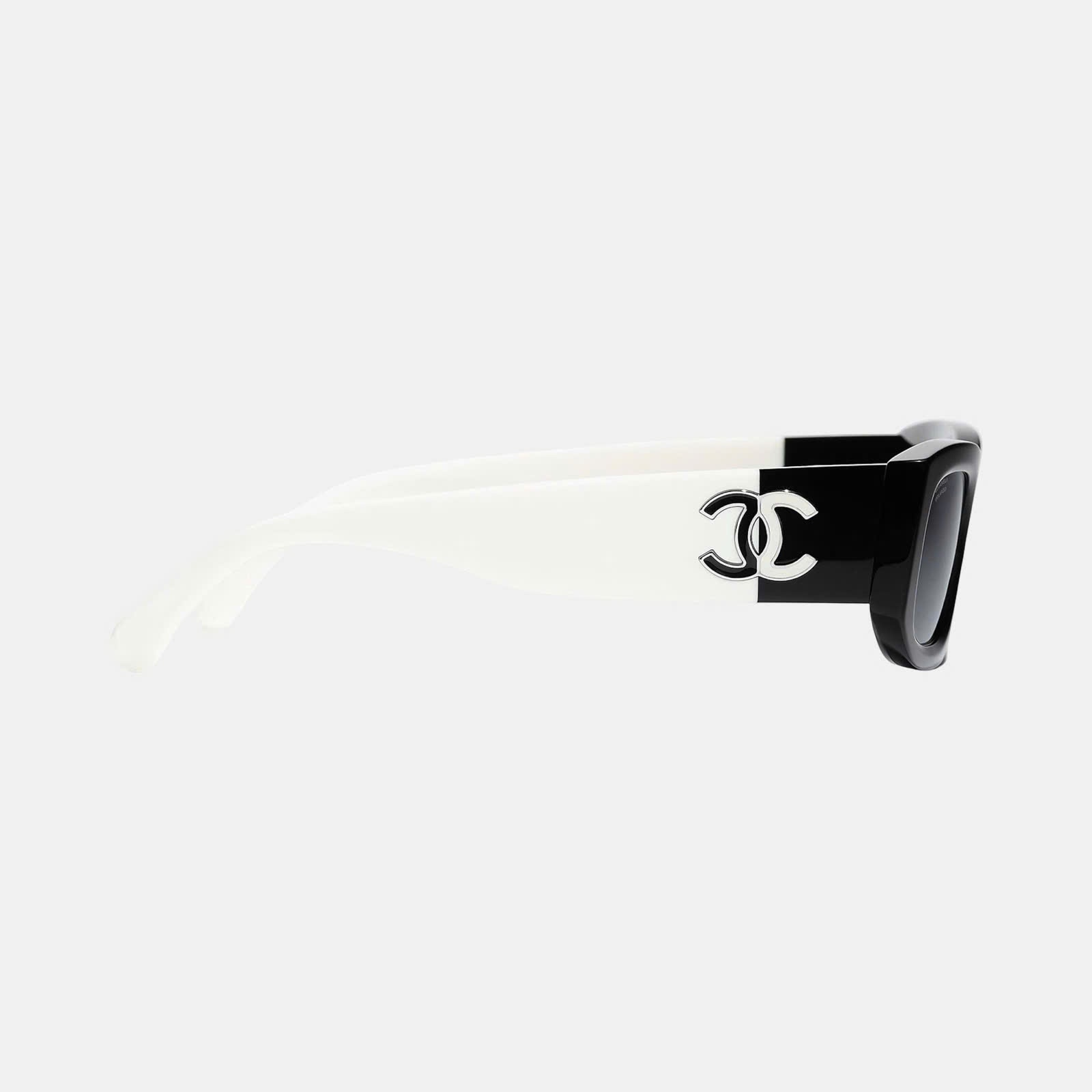 KÍNH CHANEL BLACK 0CH5525 1656T8 52/19/140