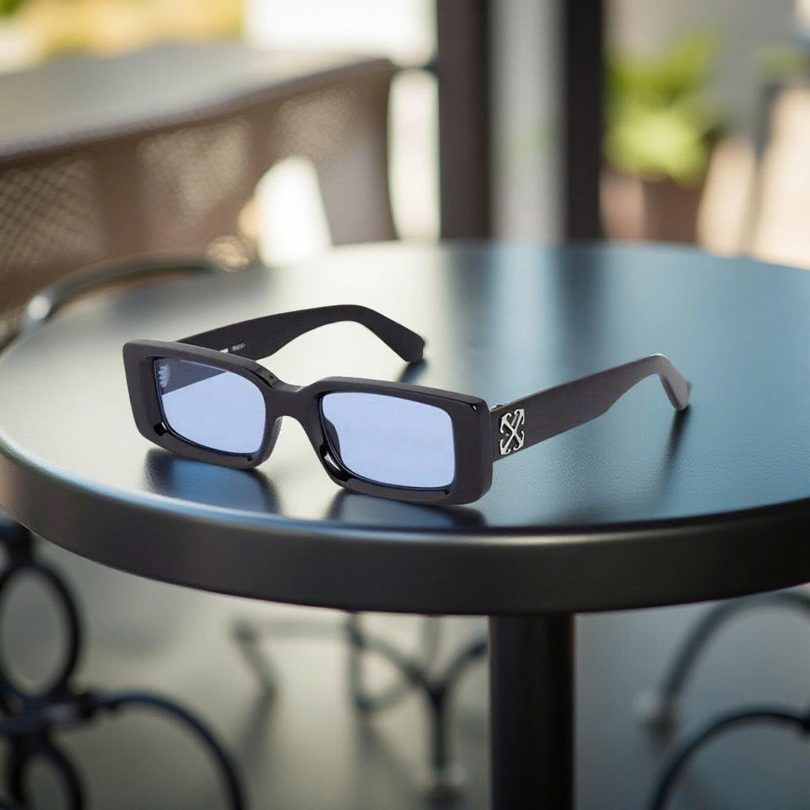 KÍNH OFF WHITE ARTHUR BLACK LIGHT BLUE OERI127C99PLA001 1040 50/20/150