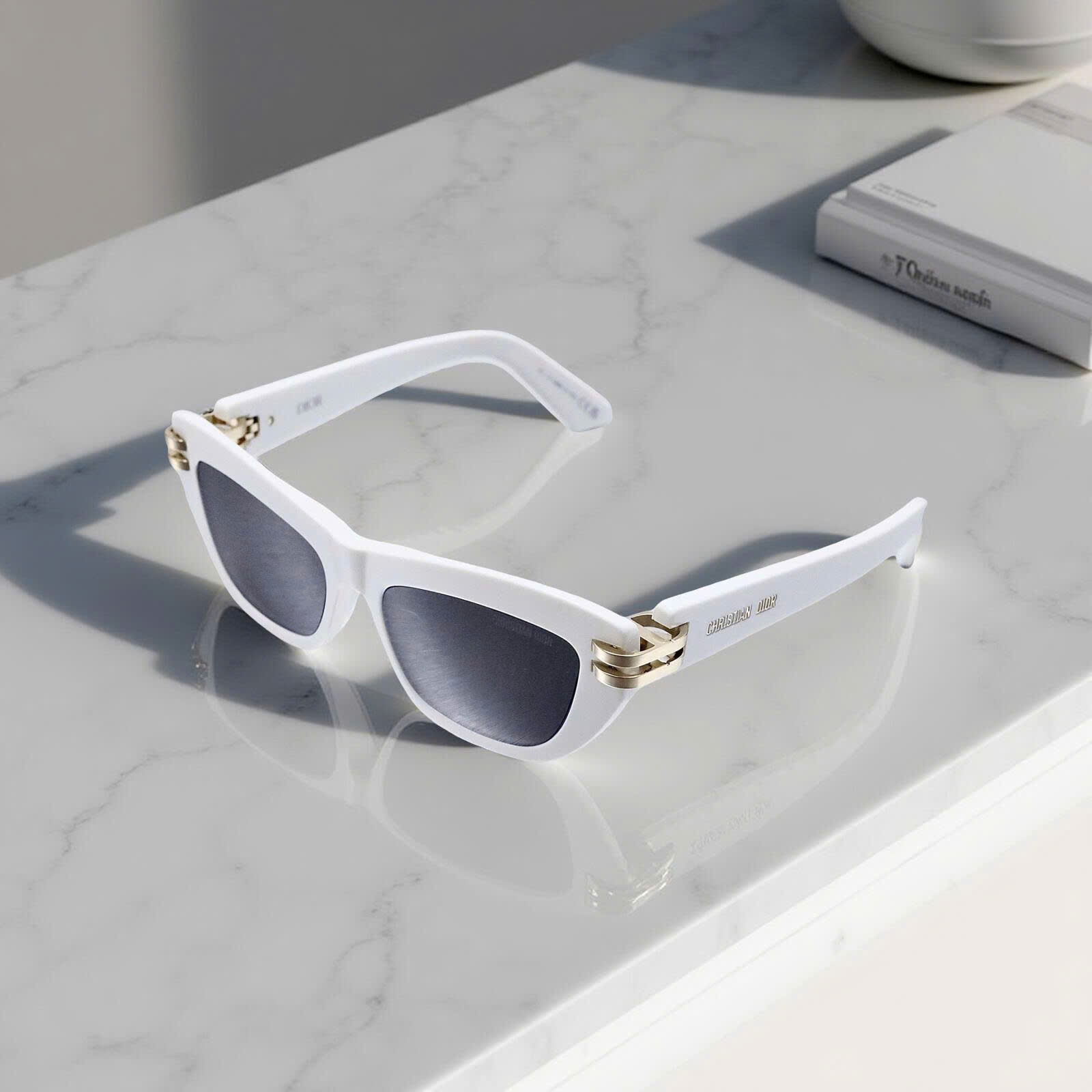 KÍNH DIOR B2U 95A0 WHITE SIZE 52/16/135