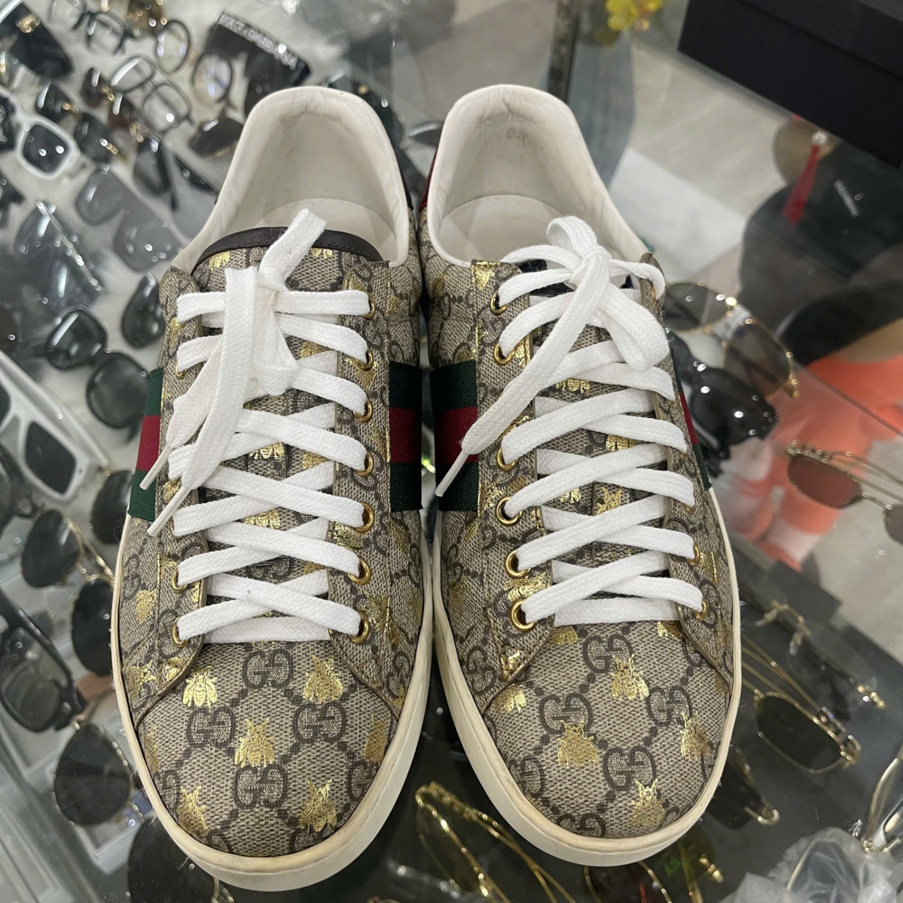 GIÀY SNEAKER GUCCI ONG VÀNG 548950 9N020 8465 LIKE NEW