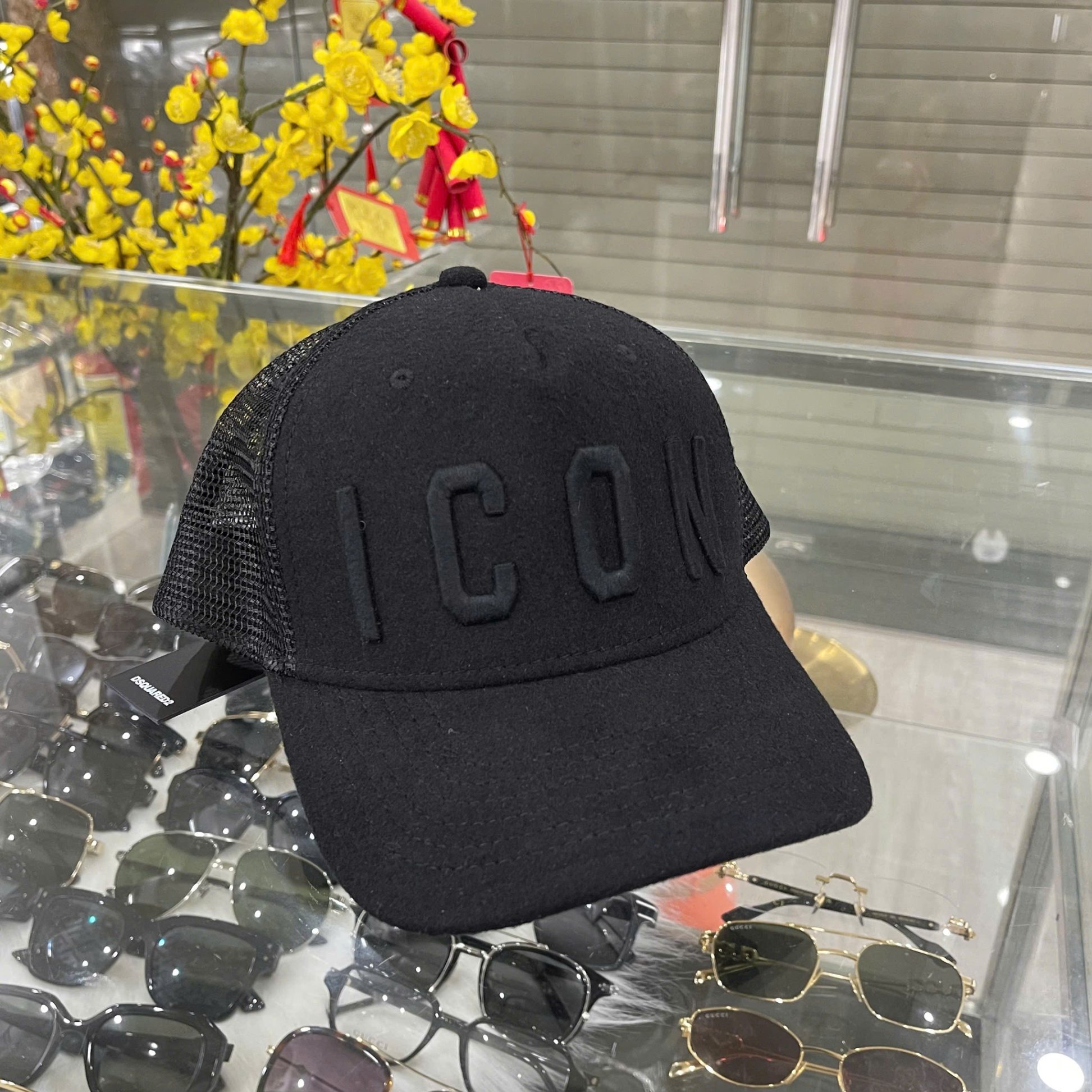 MŨ DSQUARED2 ĐEN ICON ĐEN BCM4001-05C00001