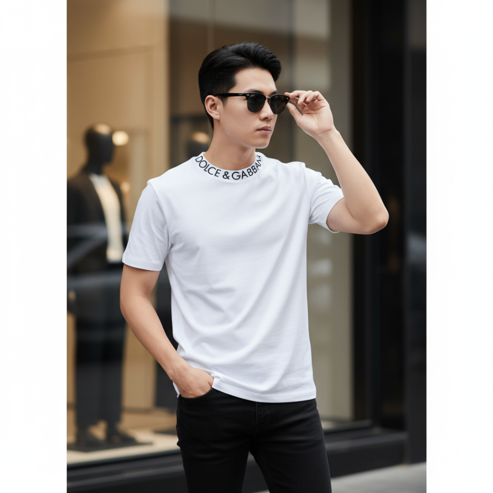 ÁO PHÔNG DOLCE TRẮNG CỔ CHỮ ĐEN G8PL1TFU7EQW0800