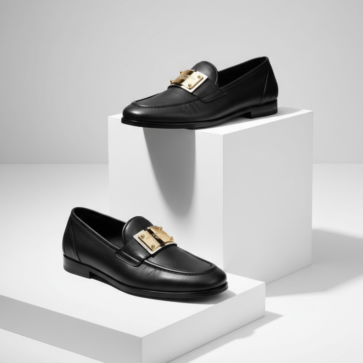 LOAFER DOLCE TAG VUÔNG A50483AE102