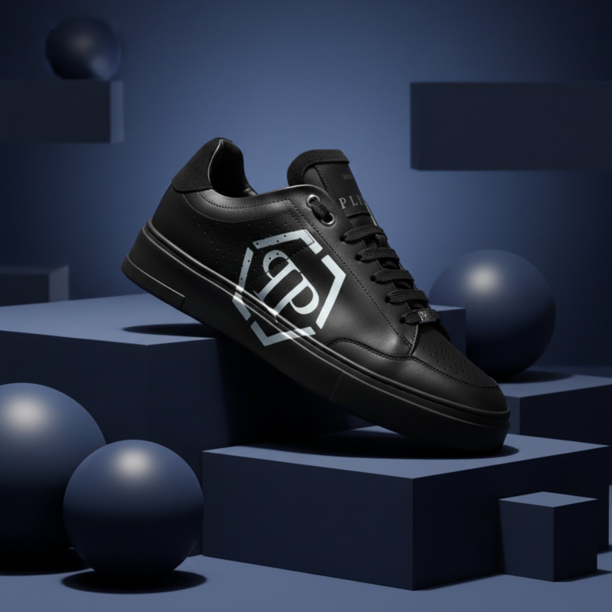 GIÀY SNEAKER PHILIPP PLEIN ĐEN CHỮ TRẮNG UAES-MSC4062-PLE005N_0202