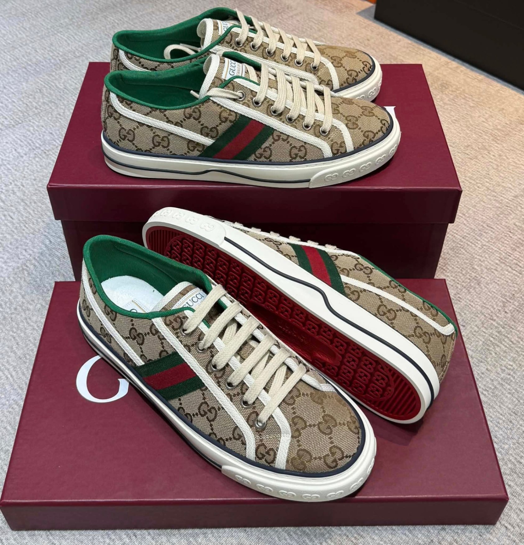 GIÀY SNEAKER GUCCI TENNIS 1977 906111 HVK20 9766