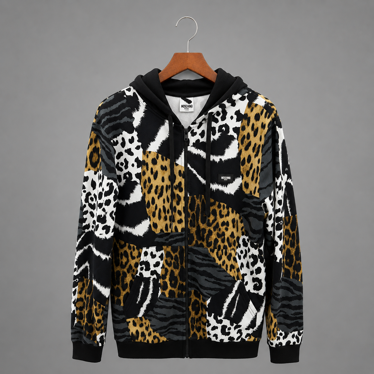 ÁO KHOÁC MOSCHINO VÂN BÁO T1708 2334 1888 LN018 LIKE NEW