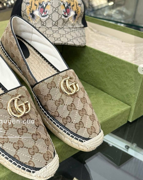 GIÀY CÓI GUCCI BEIGE GG 621239-KQWM0-9765