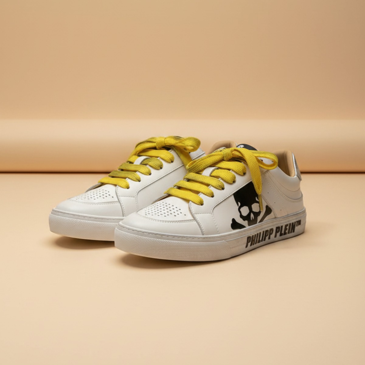 GIÀY SNEAKER PHILIPP PLEIN TRẮNG DÂY VÀNG PABS-USC0202-PLE010N_01