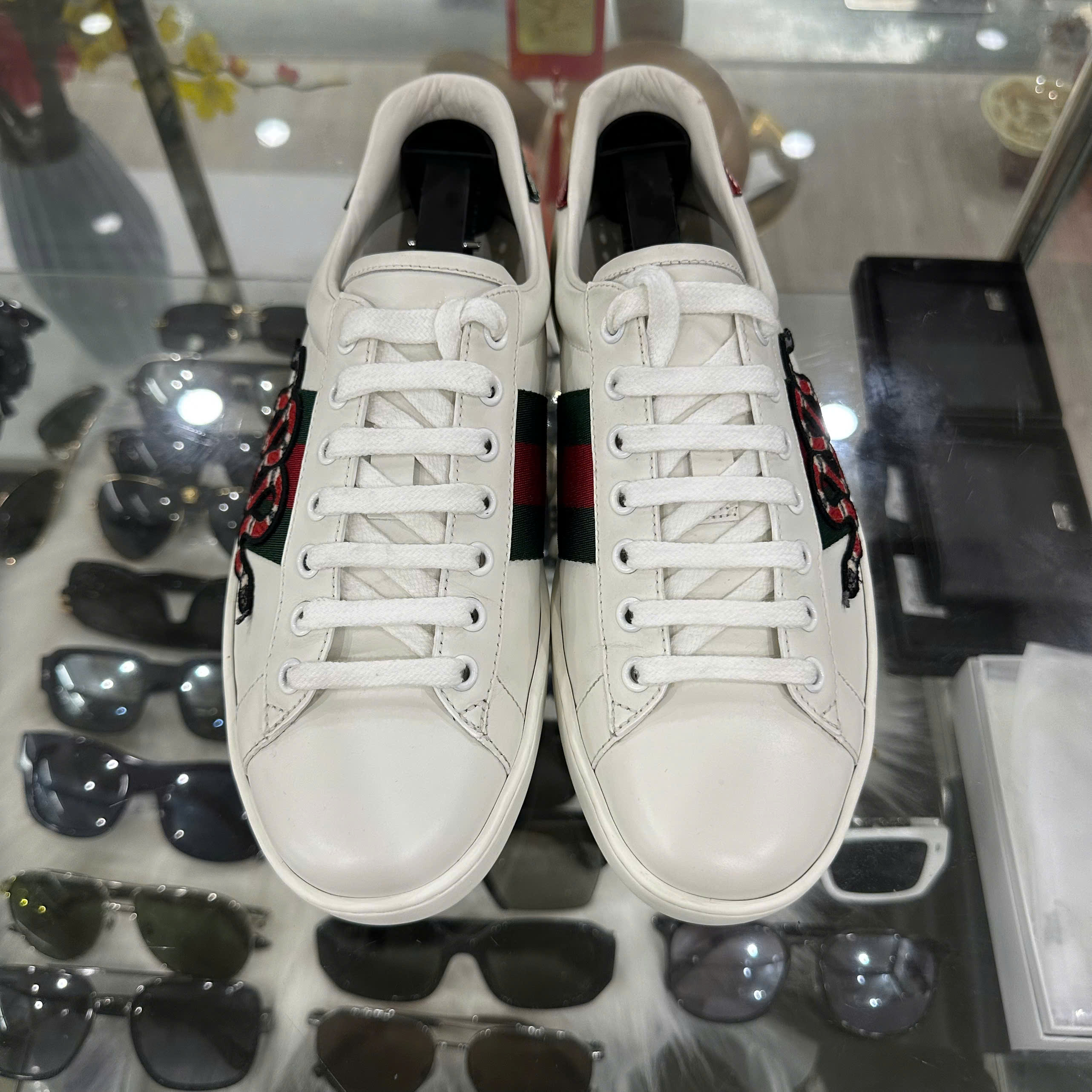GIÀY SNEKAER GUCCI TRẮNG RẮN LN041 LIKE NEW