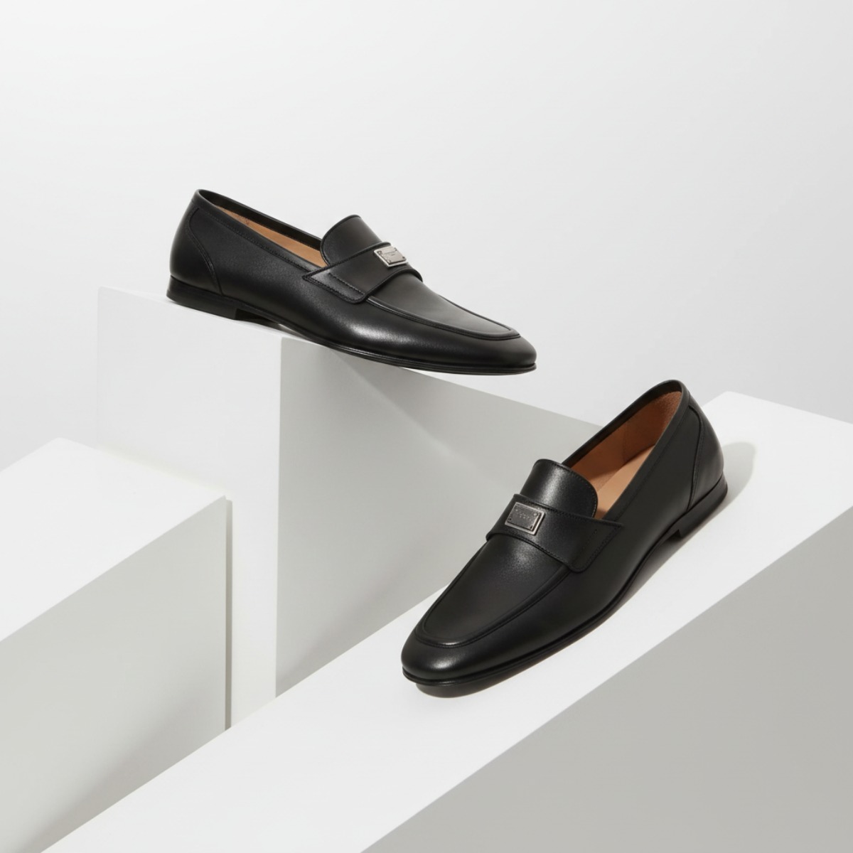 LOAFER DOLCE ĐEN TAG GƯƠNG A50488AE10280999