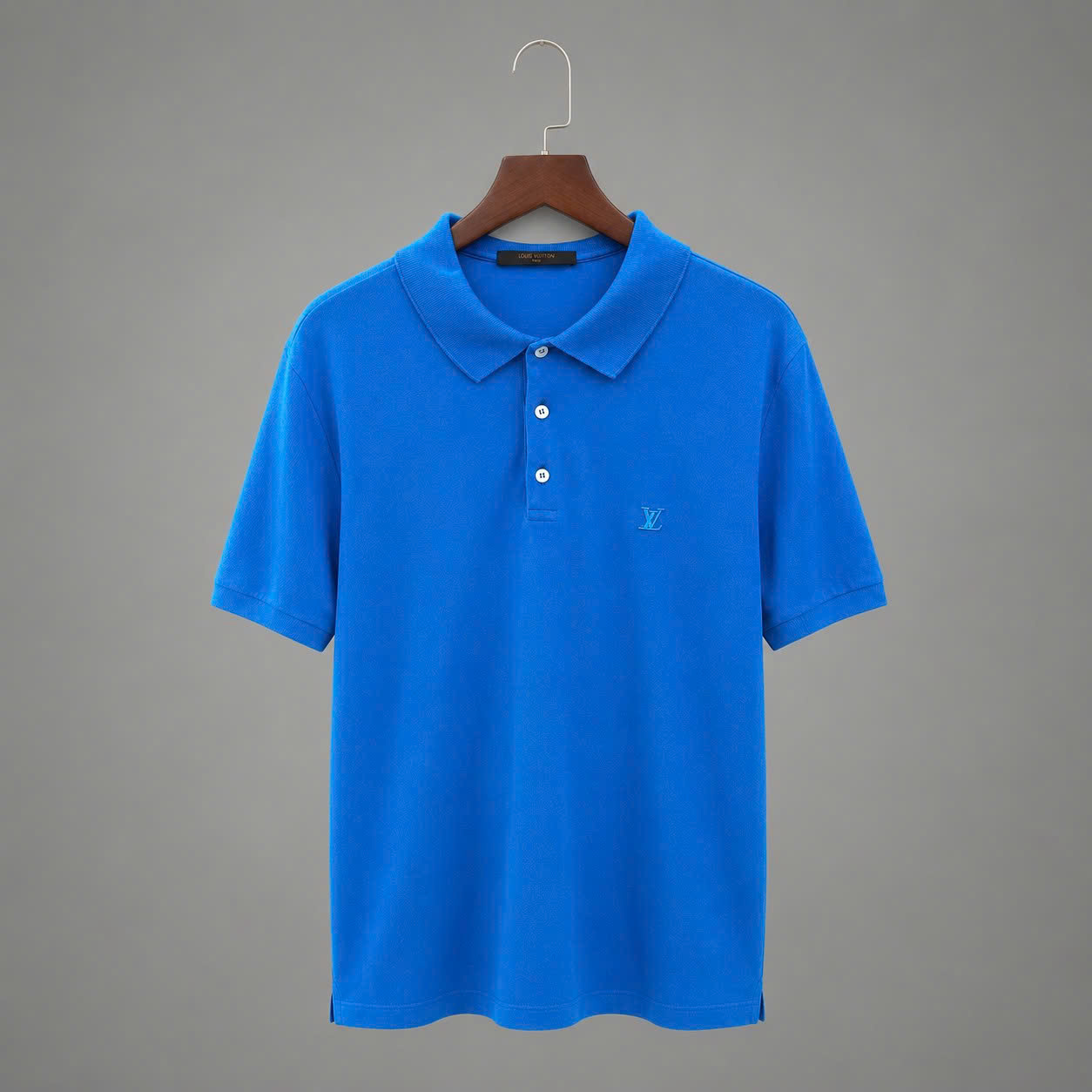 POLO LOUIS VUITTON XANH LN060 LIKE NEW