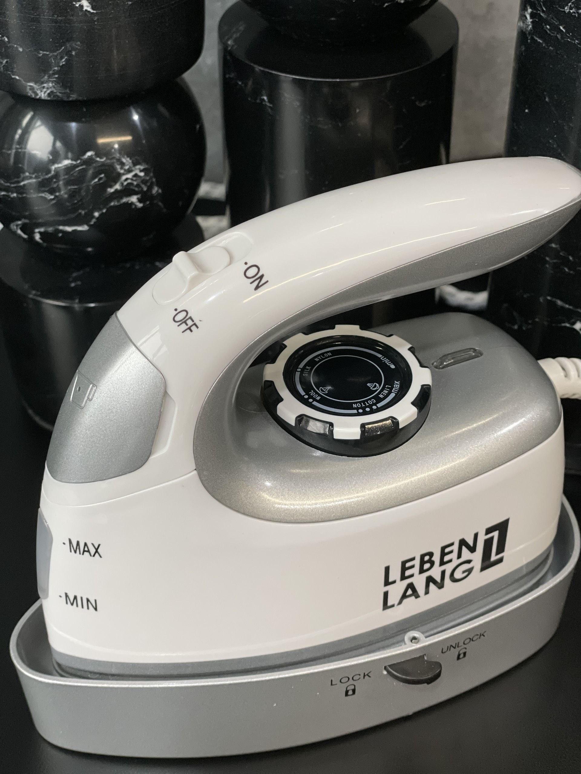 BÀN LÀ HƠI NƯỚC DU LỊCH LEBENLANG LBL66673 KÈM TÚI ĐỰNG.