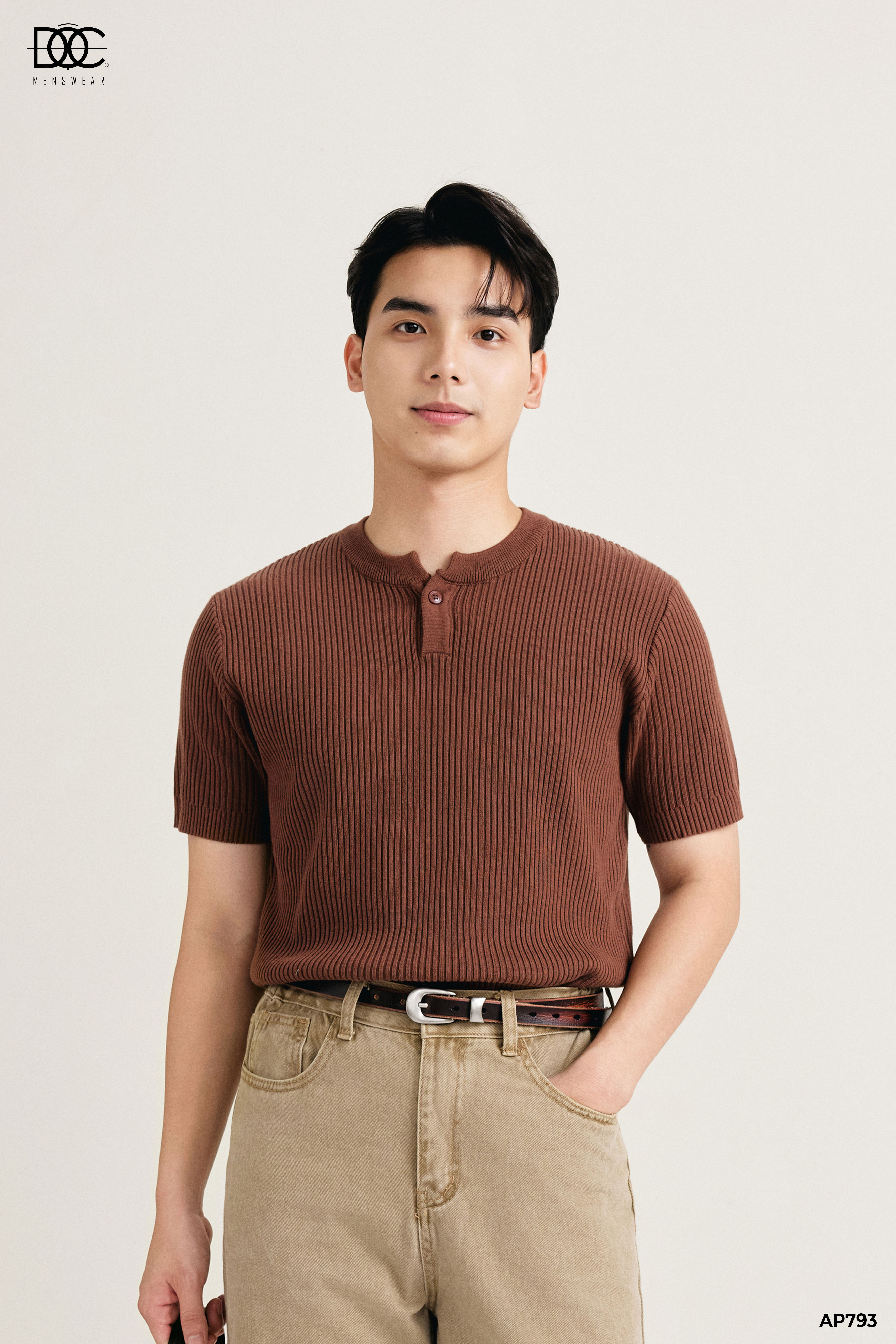Áo phông mongtoghi cổ henley - AP793
