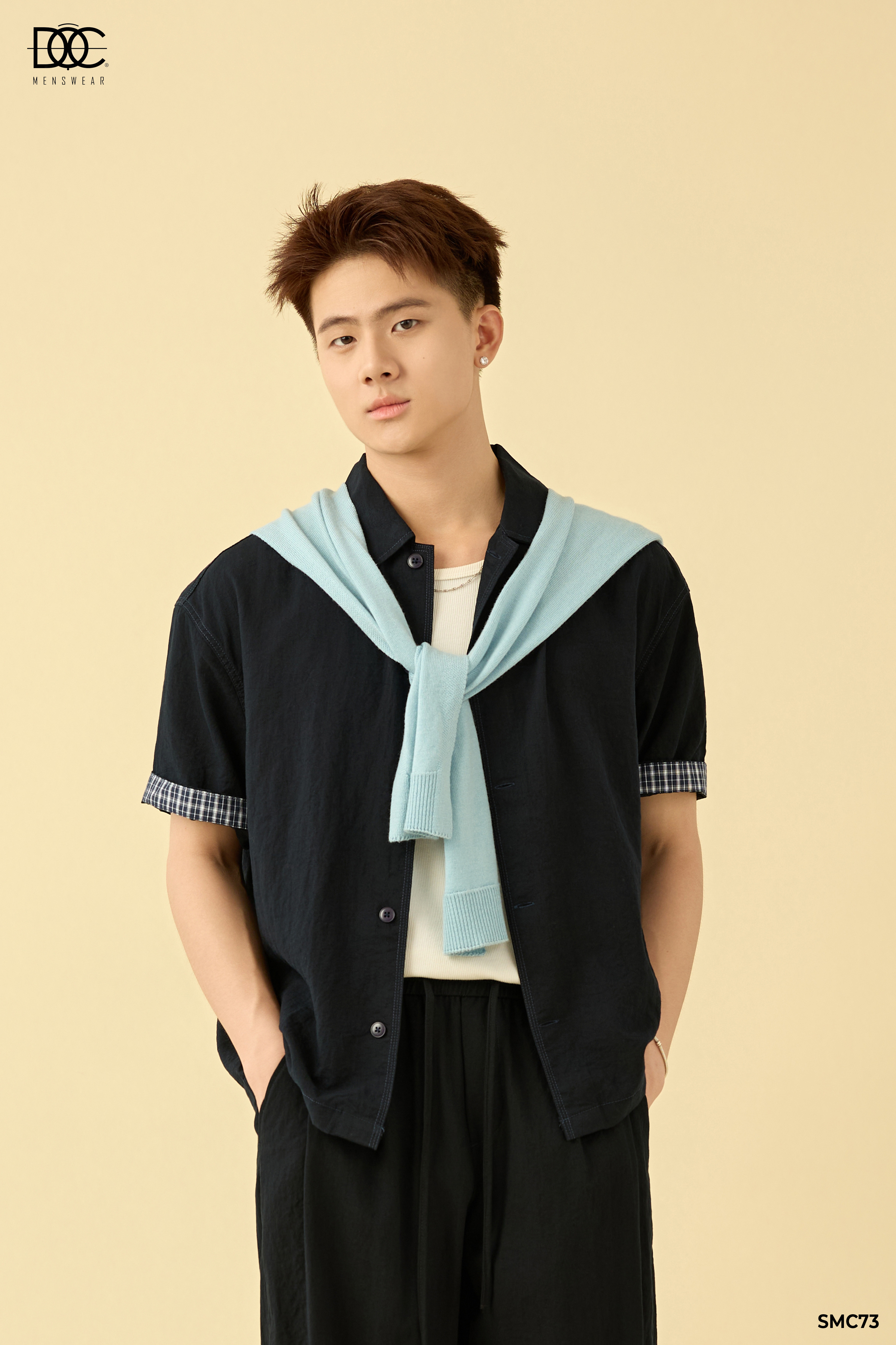 Áo sơ mi cộc tay trơn tay gập kẻ - SMC73