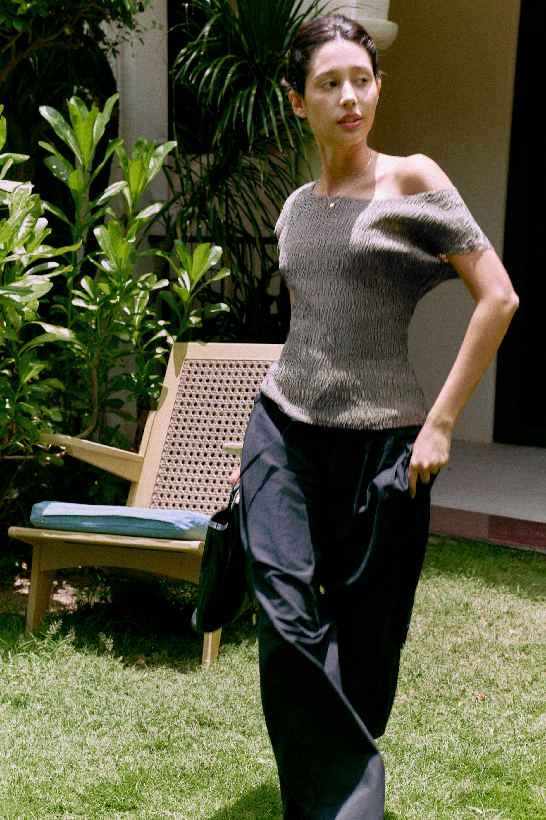 Devon Barrel Pants (62046200_Quần dài nữ dáng thụng kèm chi tiết chun rút dây, bằng vải dệt thoi)