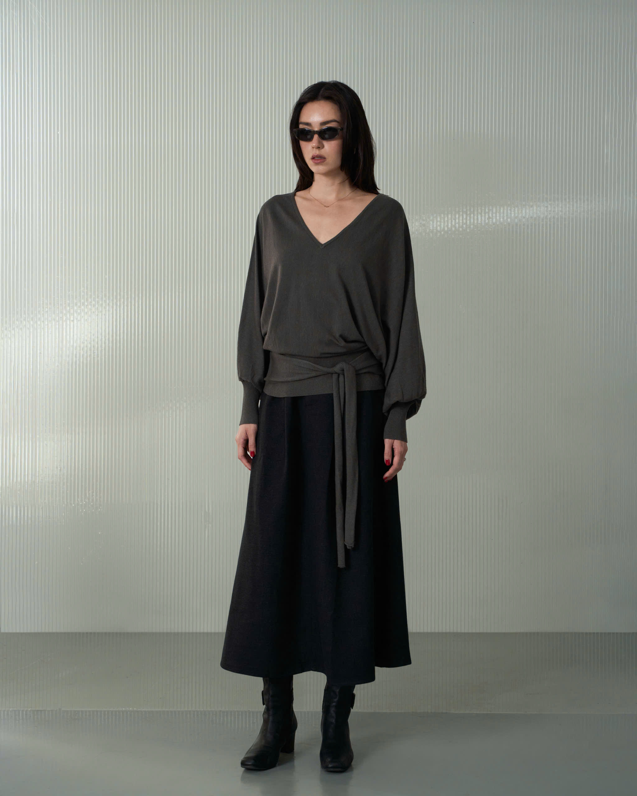 Hover Midi Skirt (62045290_Chân váy dạ dáng midi)