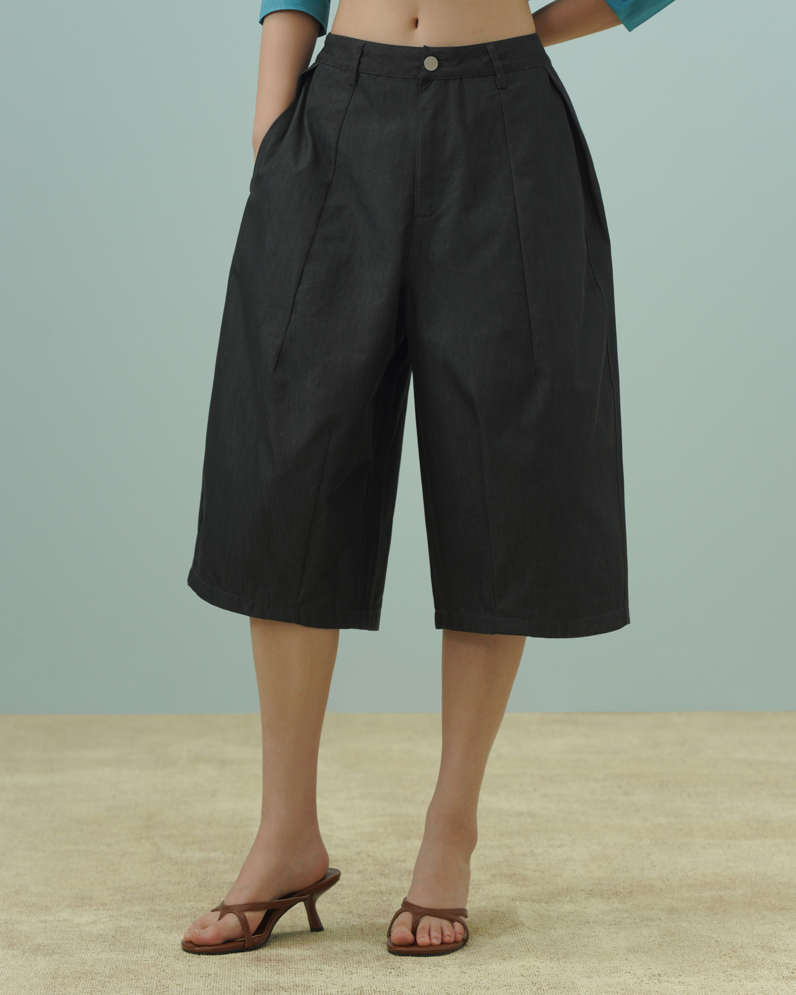 Low-Slung Linen Culottes (62046900_Quần lửng ống rộng, màu xám ghi, bằng vải dệt thoi)