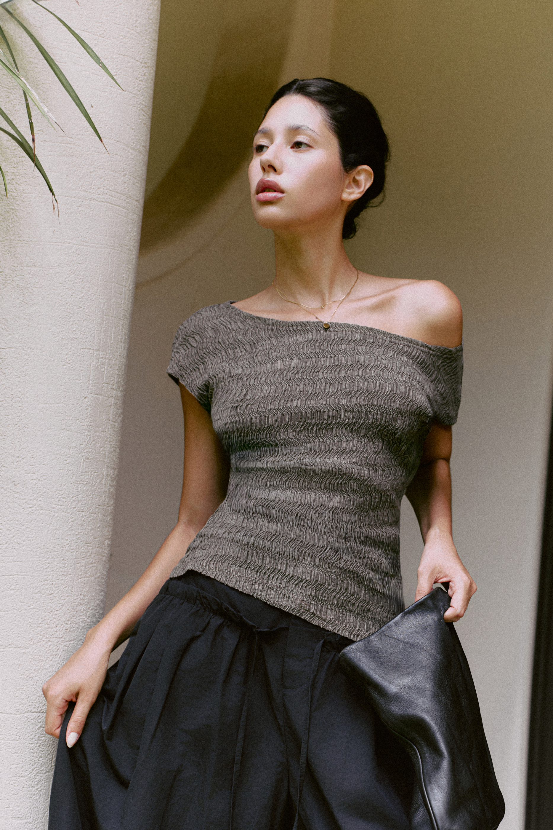 Nelle Textured Top (62064000_Áo nữ kiểu ngắn tay bằng vải dệt kim)