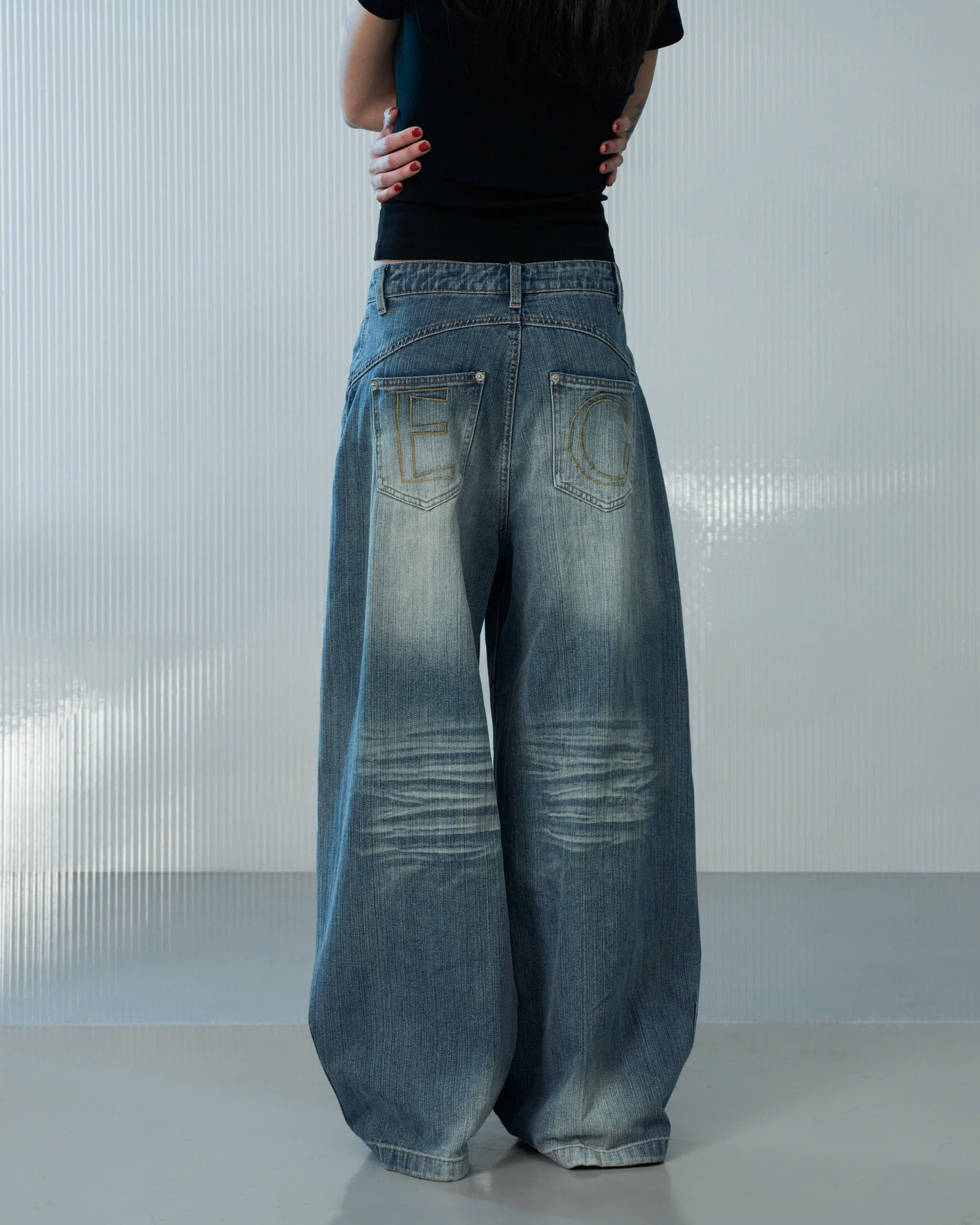 Ombra Marked Wide Fit Jeans (62046200_Quần bò dài nữ ống suông, vải dệt thoi)