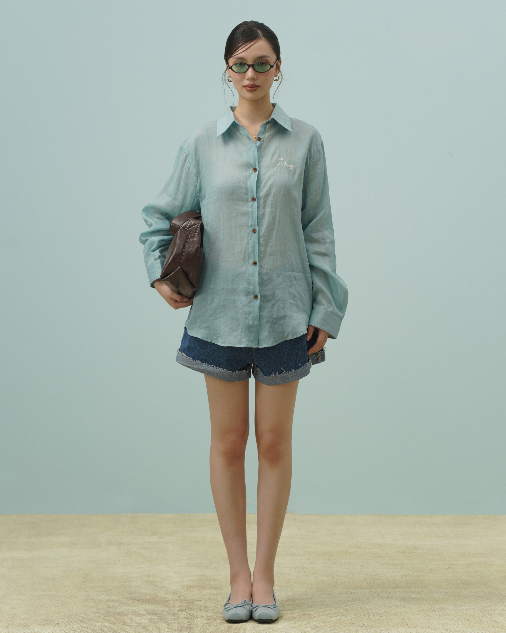 Palamo Ramie Shirt (62069000_Áo sơ mi nữ dài tay dáng suông, từ vải dệt thoi)