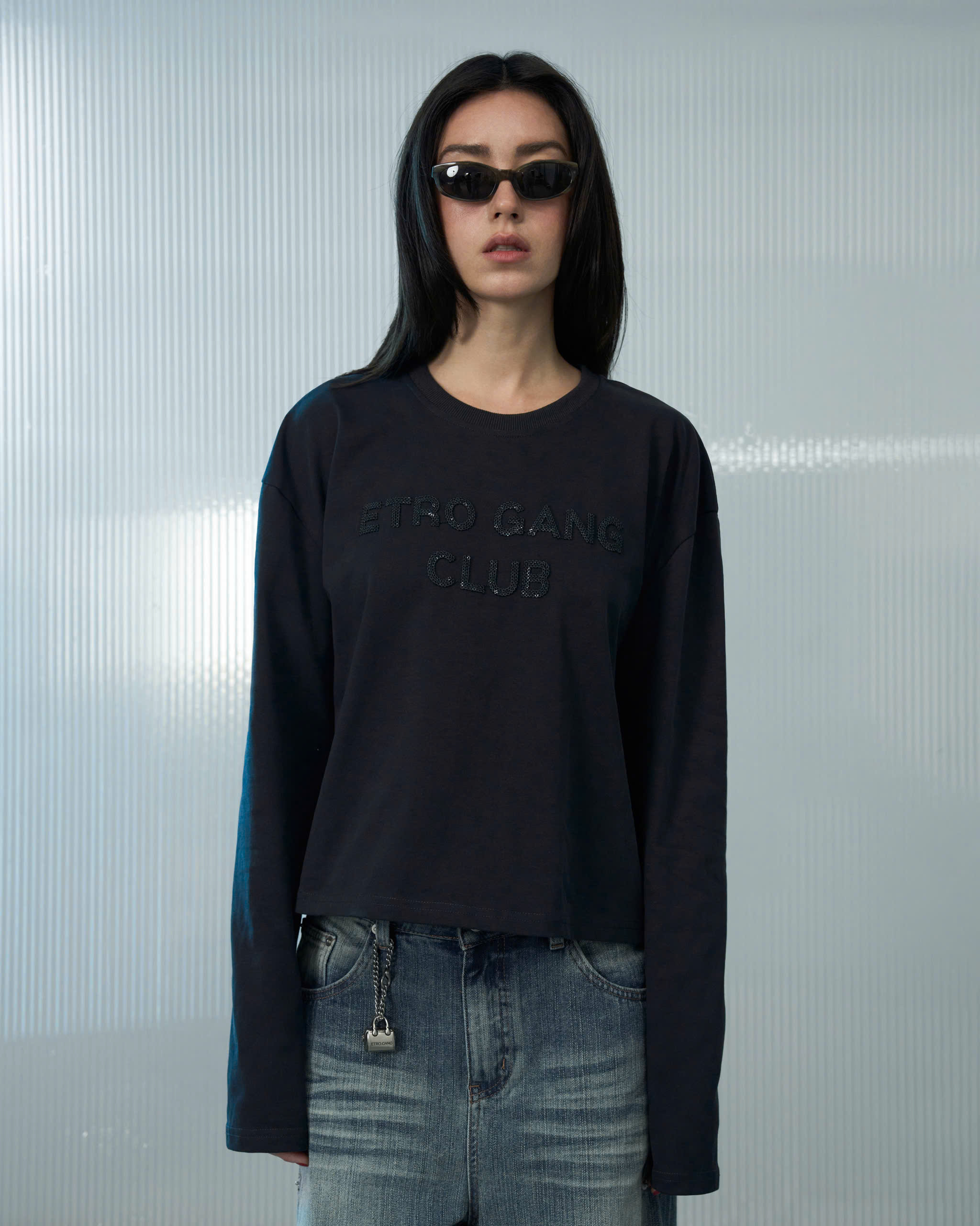 Subtle Mark LS Tee (61102000_Áo thun dài tay nữ, thêu chữ trước ngực)