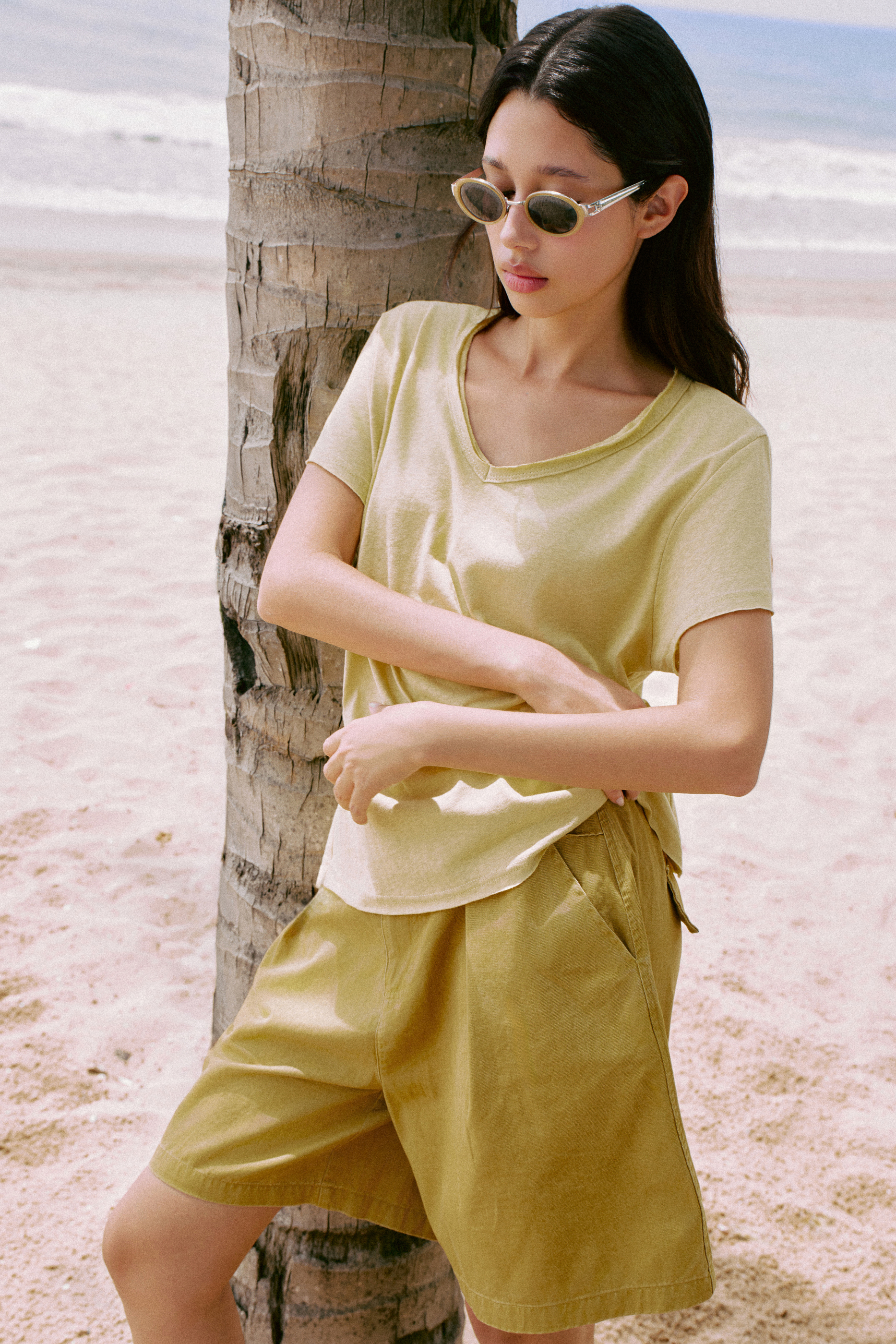 Tessy Relaxed Shorts (62046200_Quần short nữ ống rộng, cạp chun phía sau, bằng vải dệt thoi)