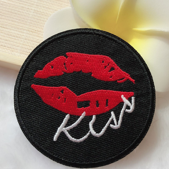 Patch BUI 148 Kiss