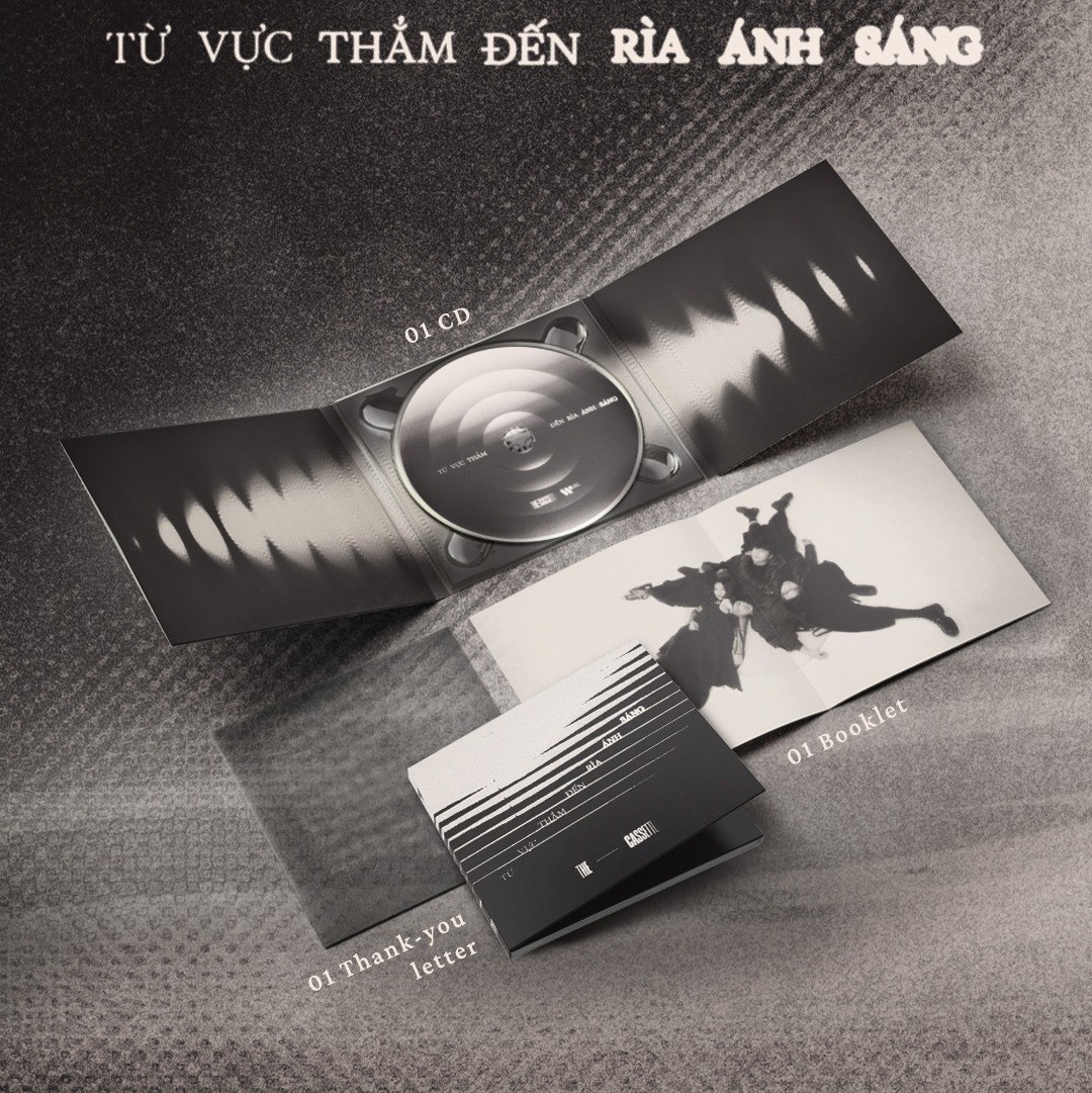 Album Từ Vực Thẳm Đến Rìa Ánh Sáng - The Cassette