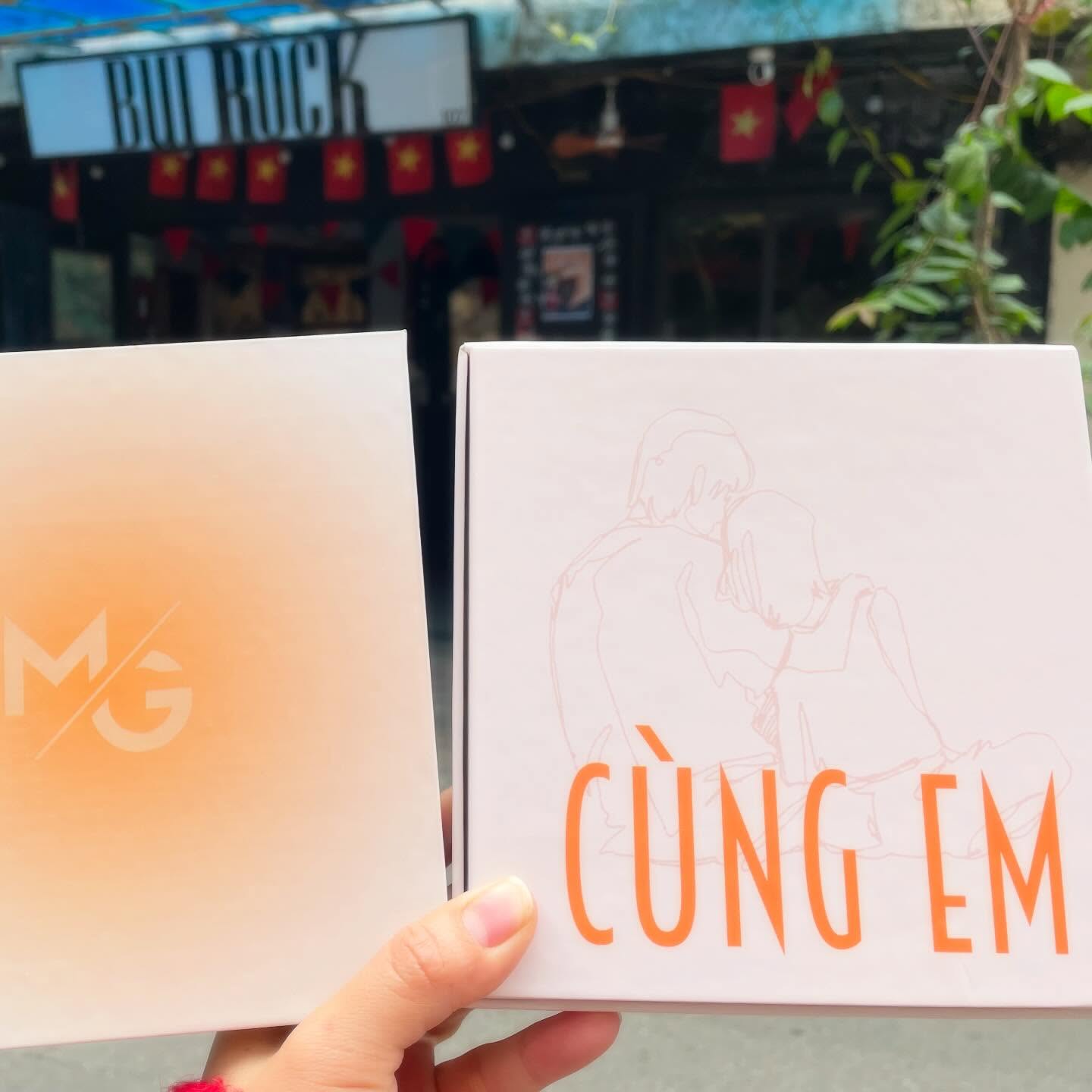 Album Cùng em - Mủn Gỗ